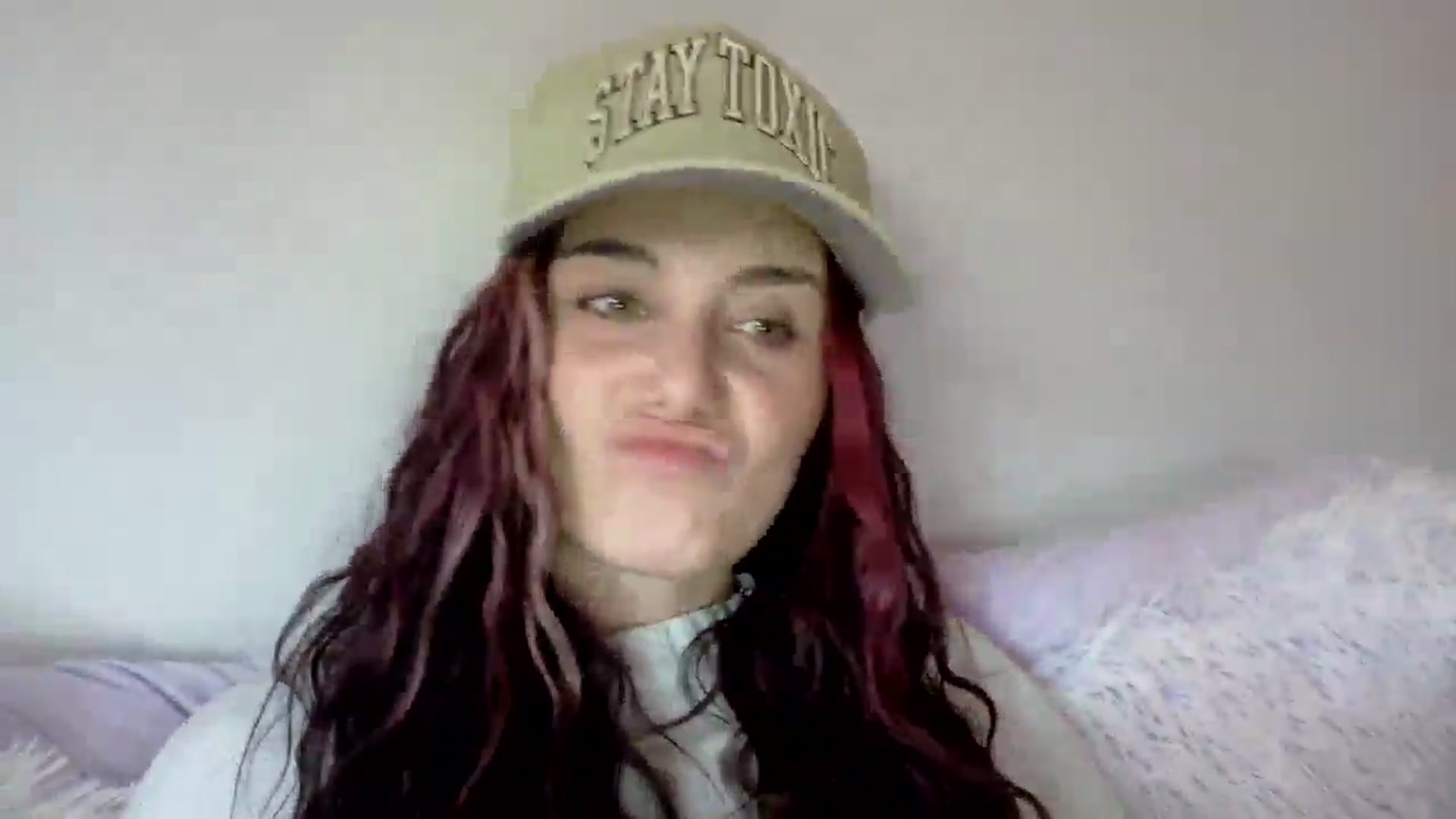 Gallery image thumbnail from SurfSlut's myfreecams stream on, 01/07/2025, 16:01 image 5 of 20