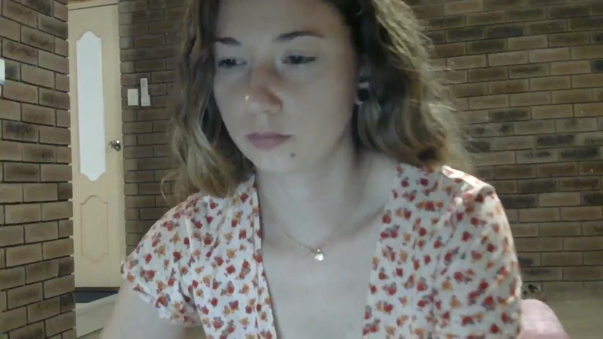 Gallery image thumbnail from SurfyChick's myfreecams stream on, 11/04/2024, 12:49 image 17 of 20