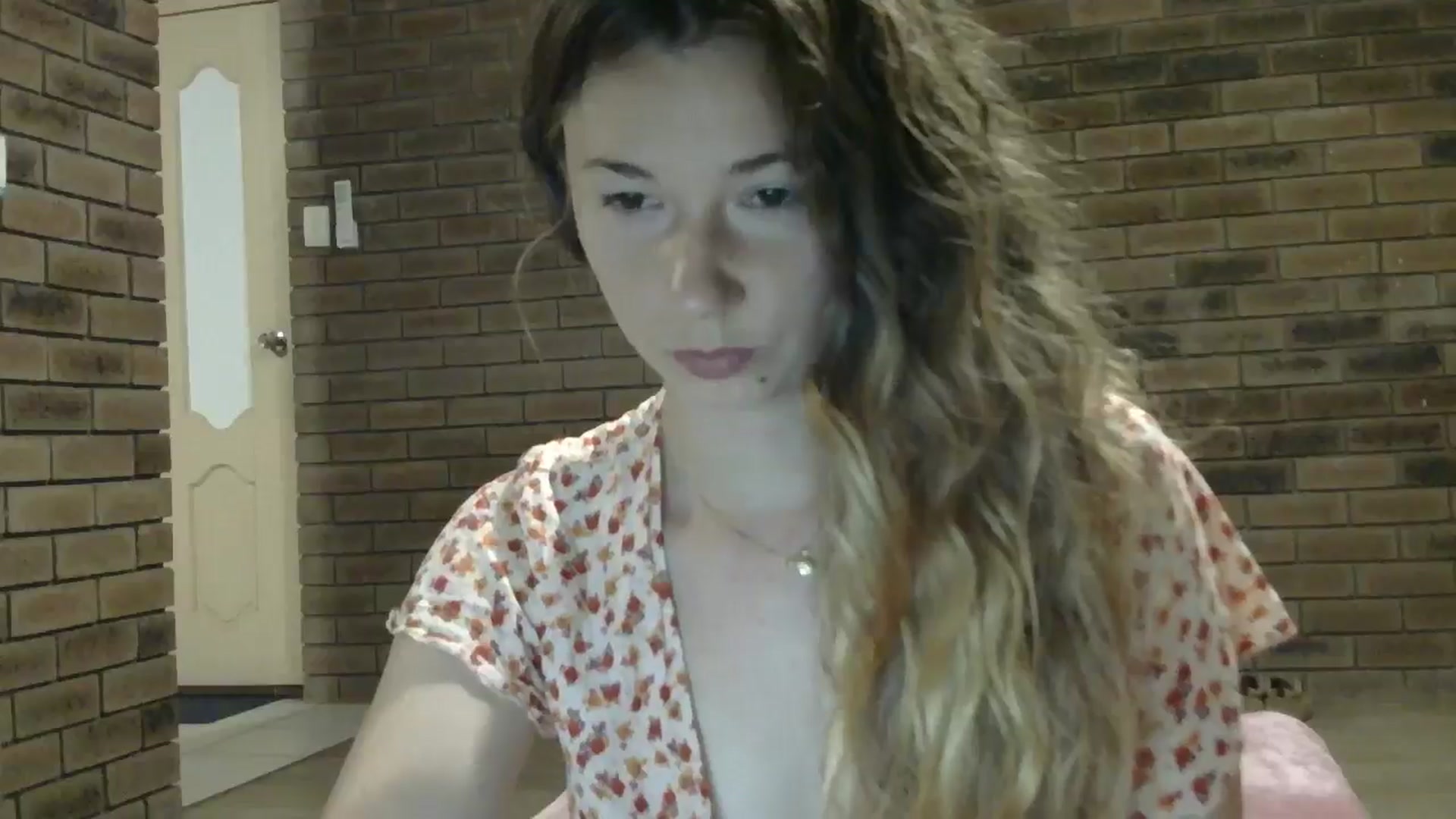 Gallery image thumbnail from SurfyChick's myfreecams stream on, 11/04/2024, 13:10 image 3 of 20