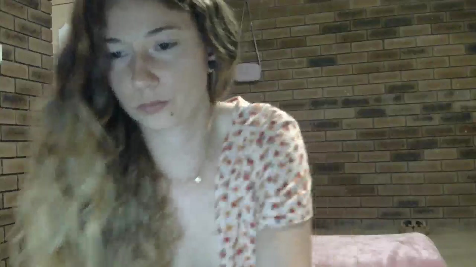 Gallery image thumbnail from SurfyChick's myfreecams stream on, 11/04/2024, 13:10 image 16 of 20