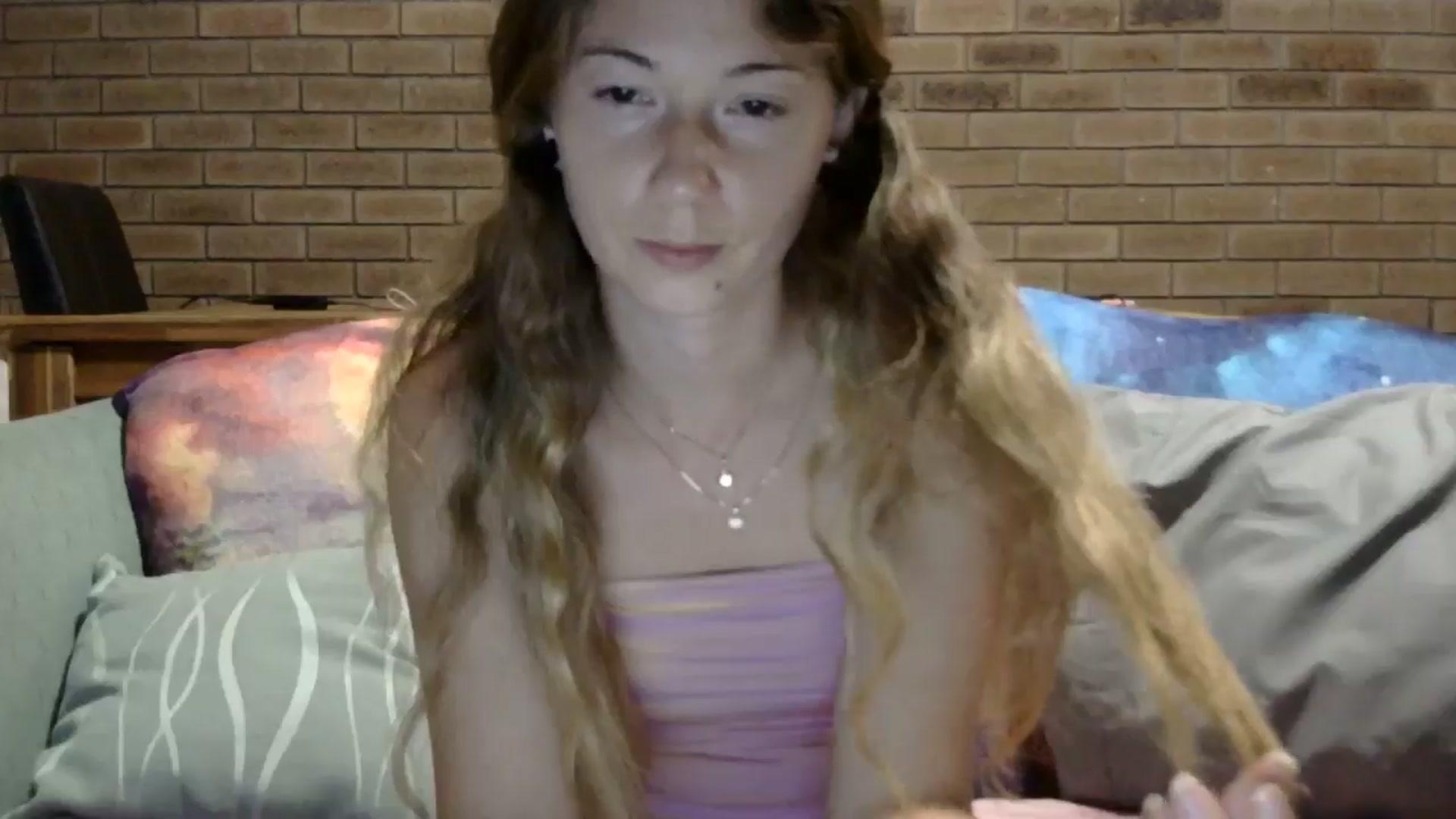 Gallery image thumbnail from SurfyChick's myfreecams stream on, 03/16/2025, 13:49 image 14 of 20