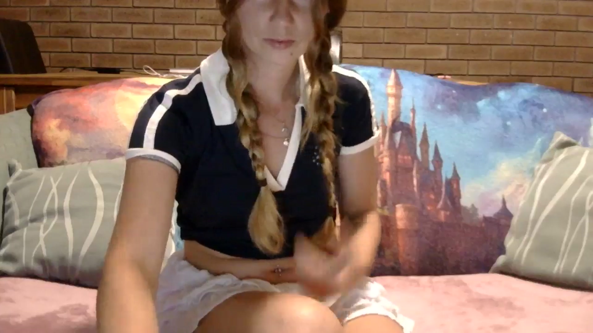 Gallery image thumbnail from SurfyChick's myfreecams stream on, 03/16/2025, 13:49 image 2 of 20