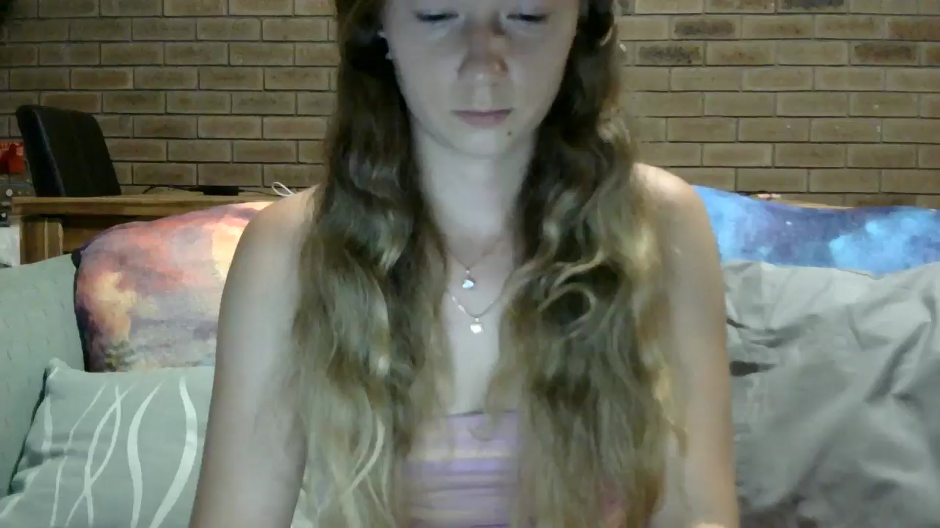 Gallery image thumbnail from SurfyChick's myfreecams stream on, 03/16/2025, 13:49 image 17 of 20