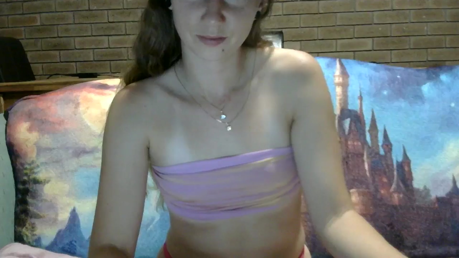 Gallery image thumbnail from SurfyChick's myfreecams stream on, 03/16/2025, 15:57 image 8 of 20