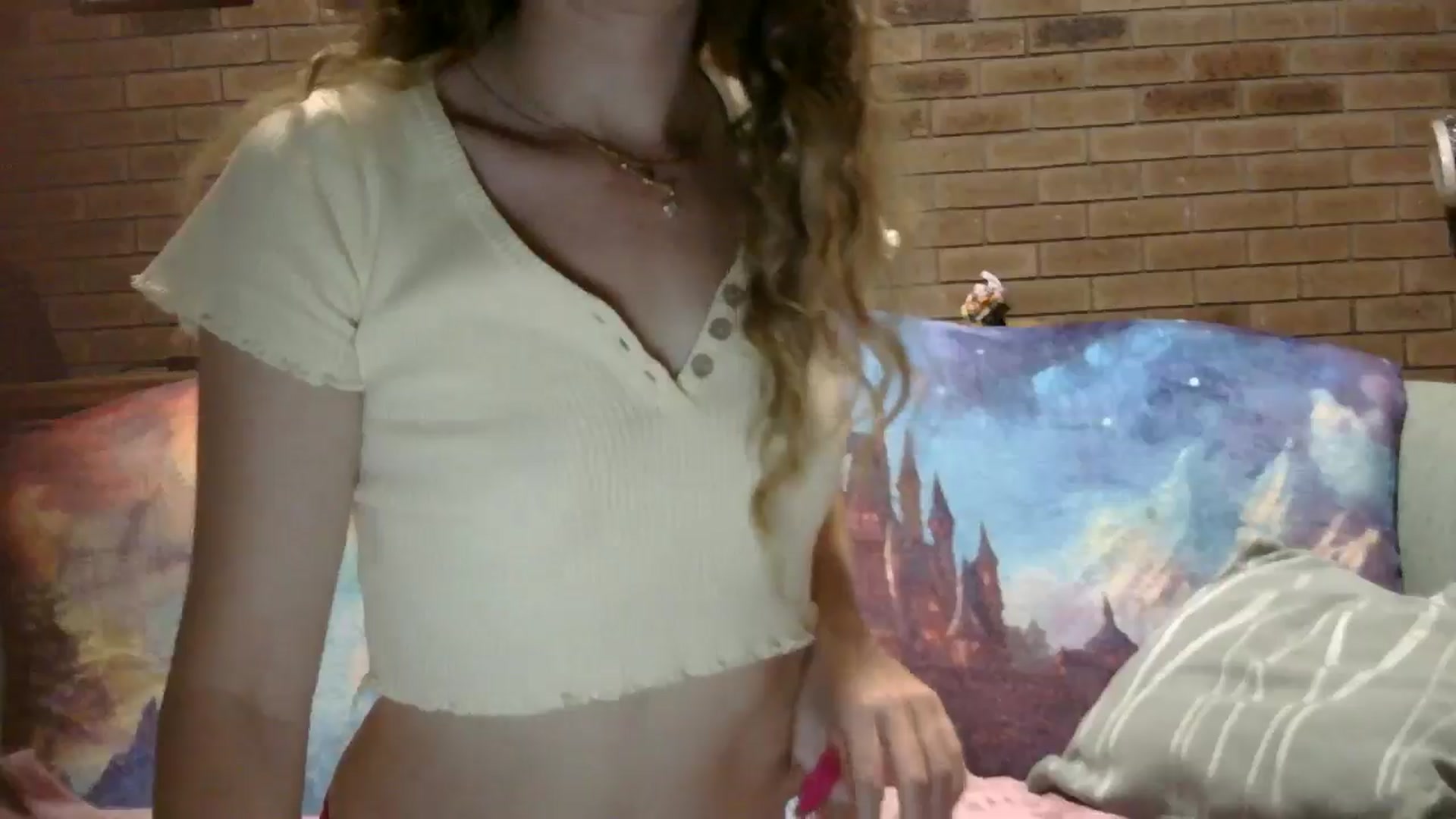 Gallery image thumbnail from SurfyChick's myfreecams stream on, 03/17/2025, 12:57 image 13 of 20