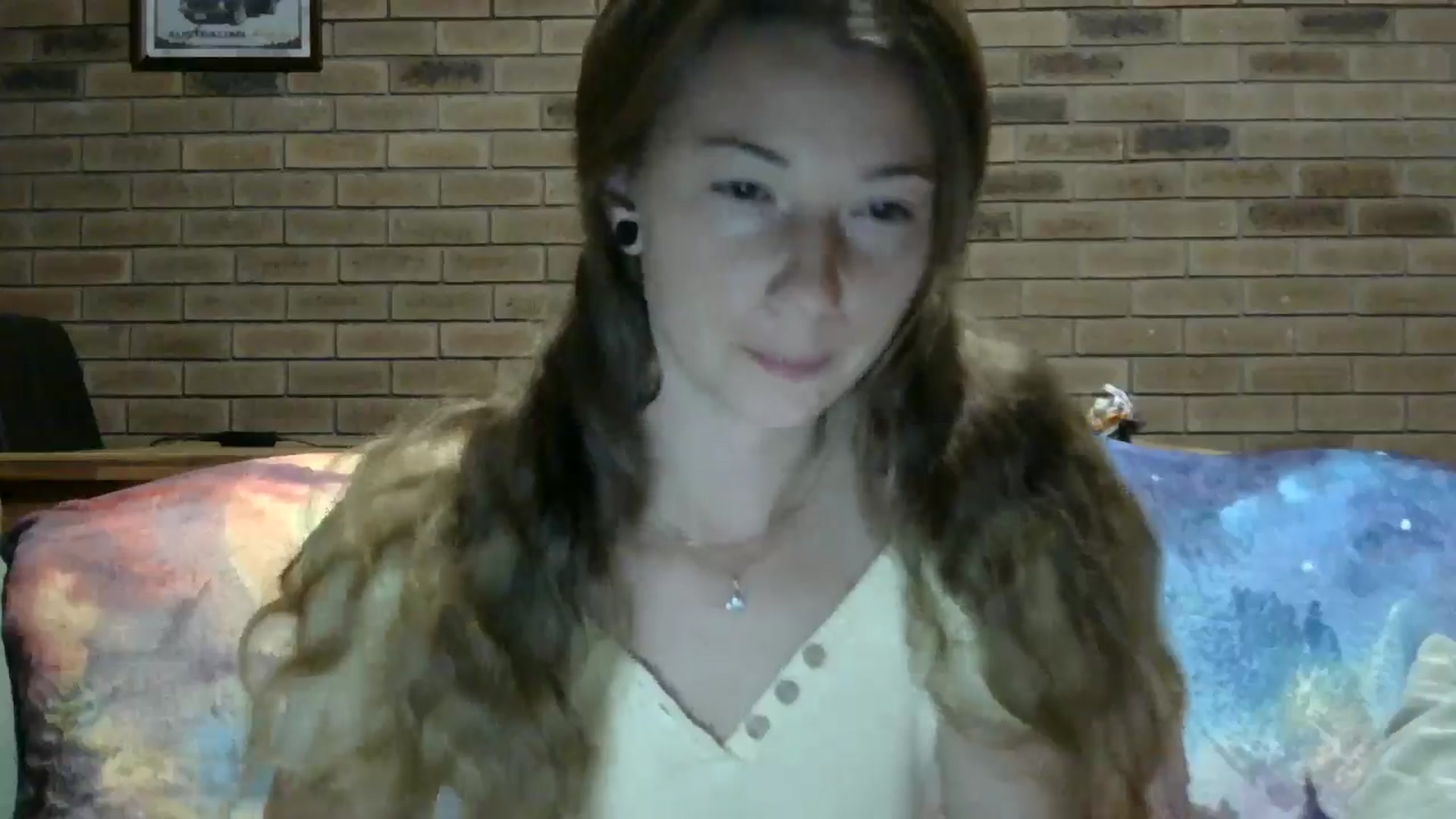 Gallery image thumbnail from SurfyChick's myfreecams stream on, 03/18/2025, 11:24 image 7 of 20