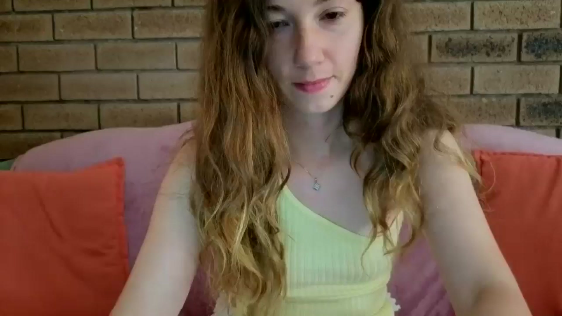 Gallery image thumbnail from SurfyChick's myfreecams stream on, 10/06/2025, 07:29 image 5 of 20