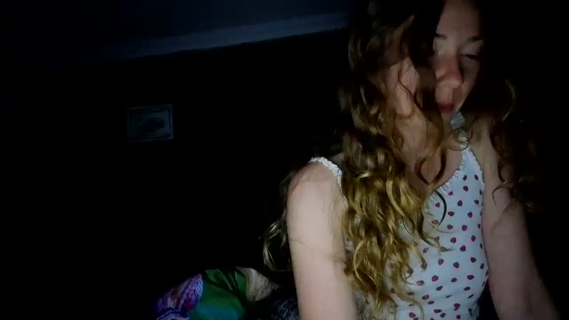 Gallery image thumbnail from SurfyChick's myfreecams stream on, 10/11/2025, 11:11 image 11 of 20