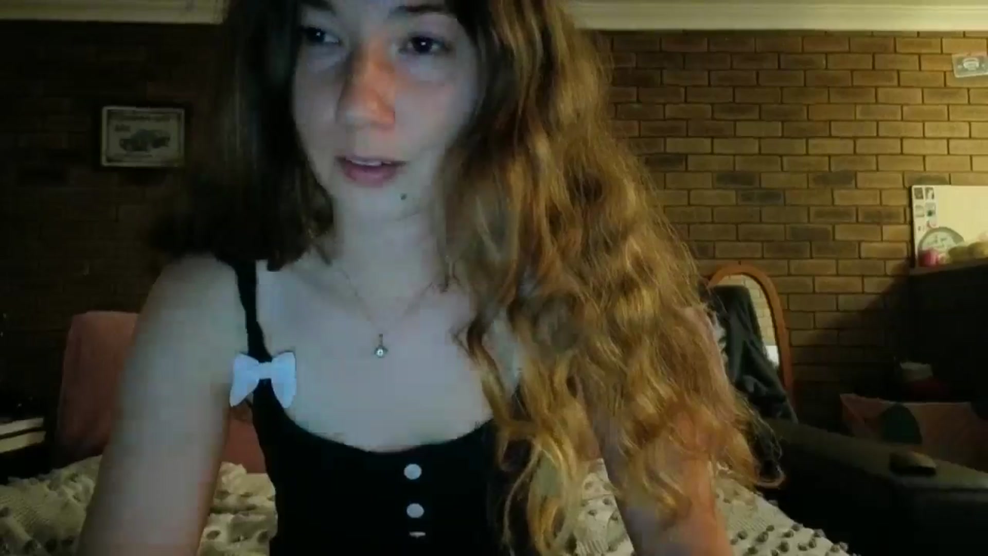 Gallery image thumbnail from SurfyChick's myfreecams stream on, 10/13/2025, 05:08 image 7 of 20