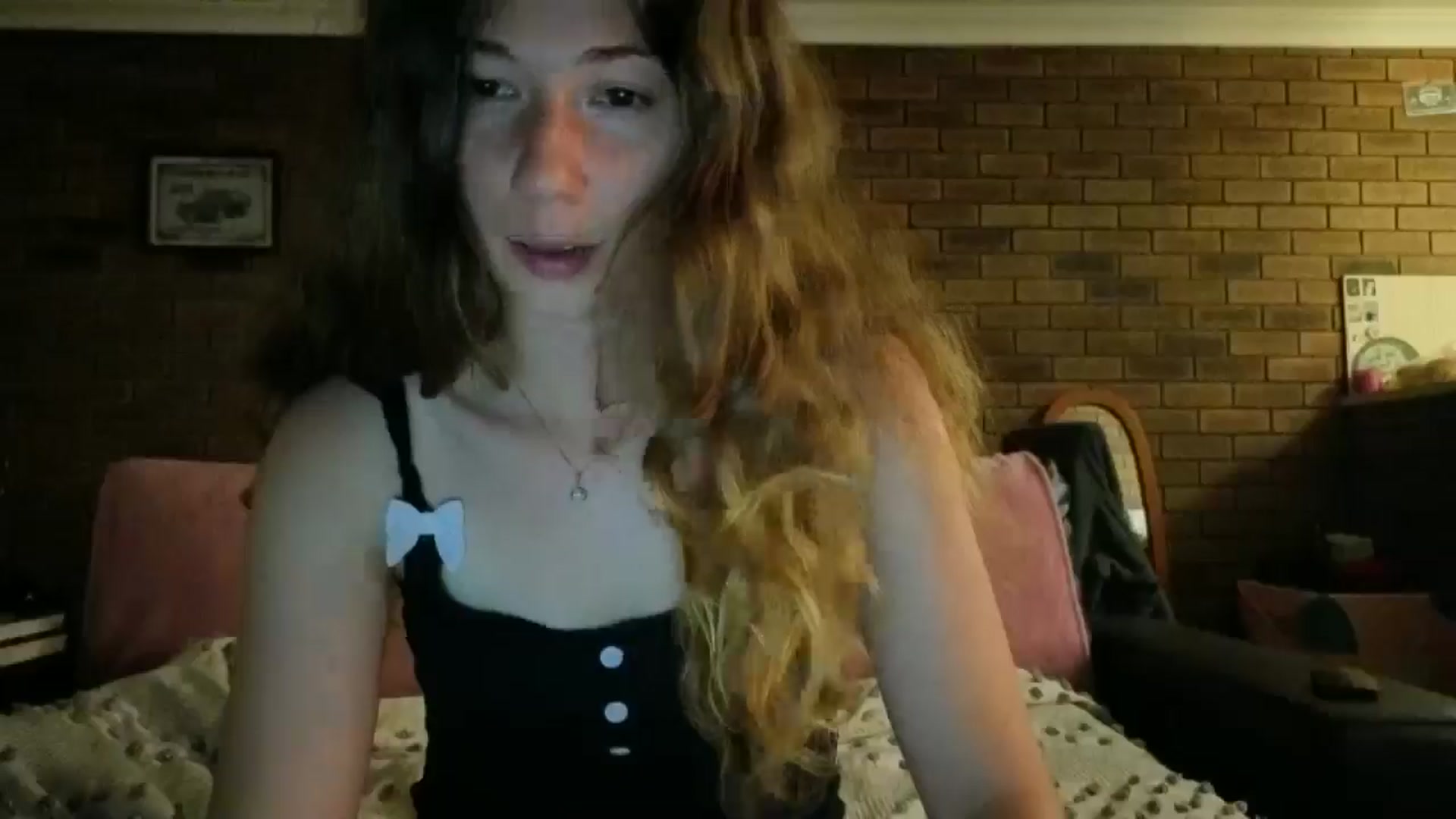 Gallery image thumbnail from SurfyChick's myfreecams stream on, 10/13/2025, 05:08 image 8 of 20