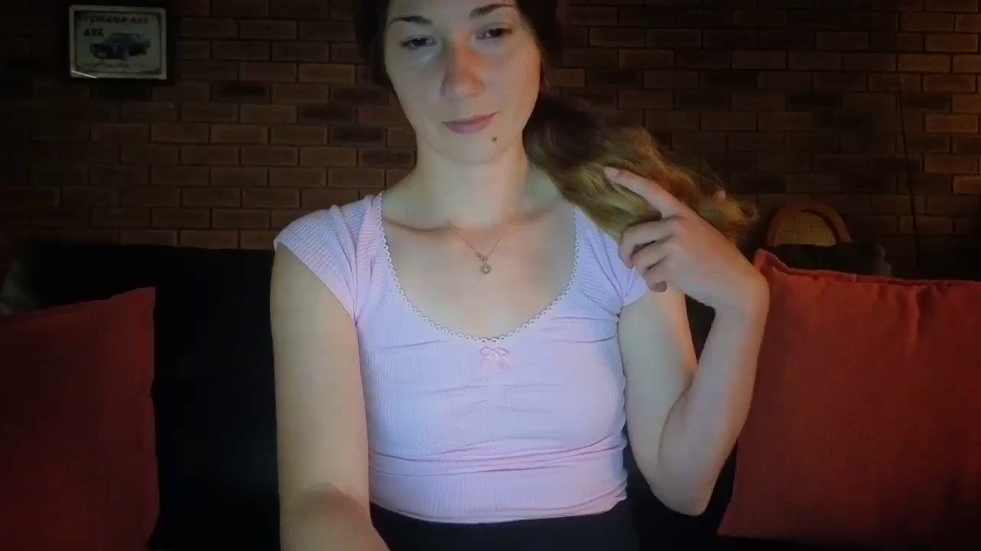 Gallery image thumbnail from SurfyChick's myfreecams stream on, 11/10/2025, 05:44 image 1 of 20