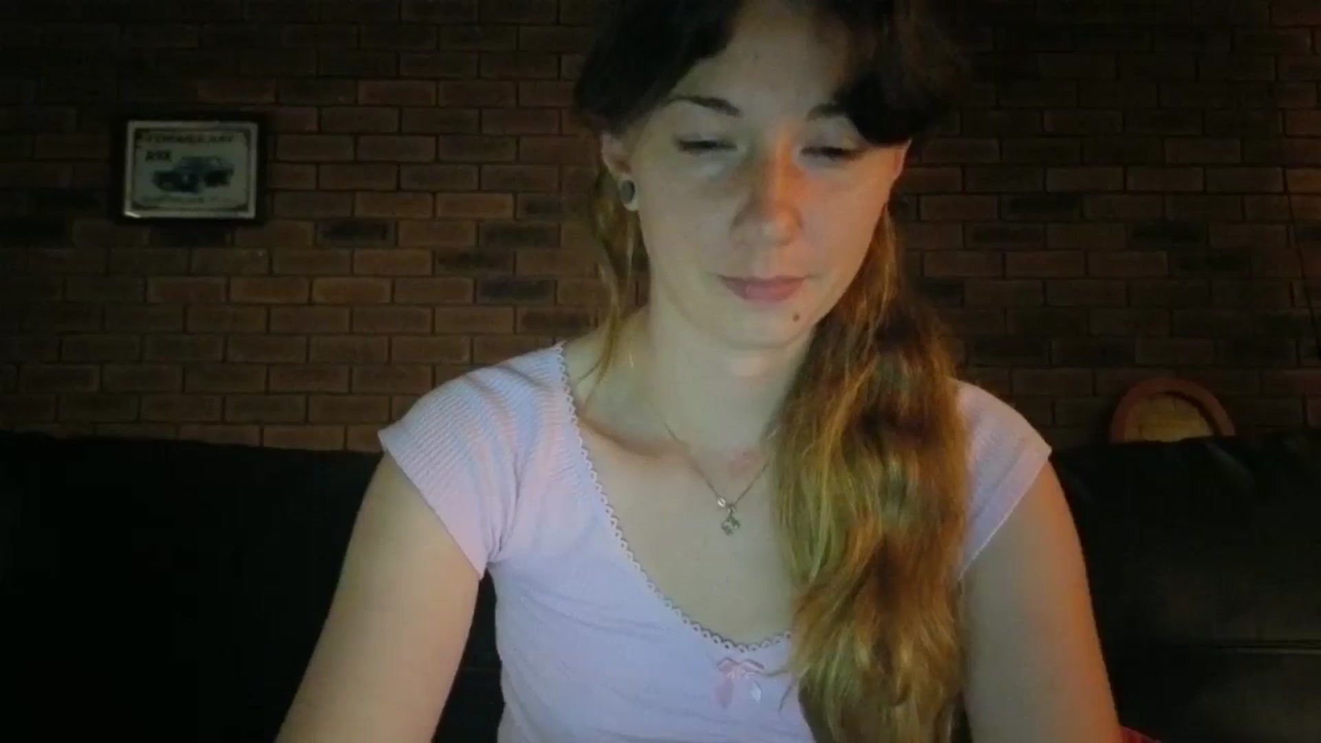 Gallery image thumbnail from SurfyChick's myfreecams stream on, 11/10/2025, 06:08 image 8 of 20