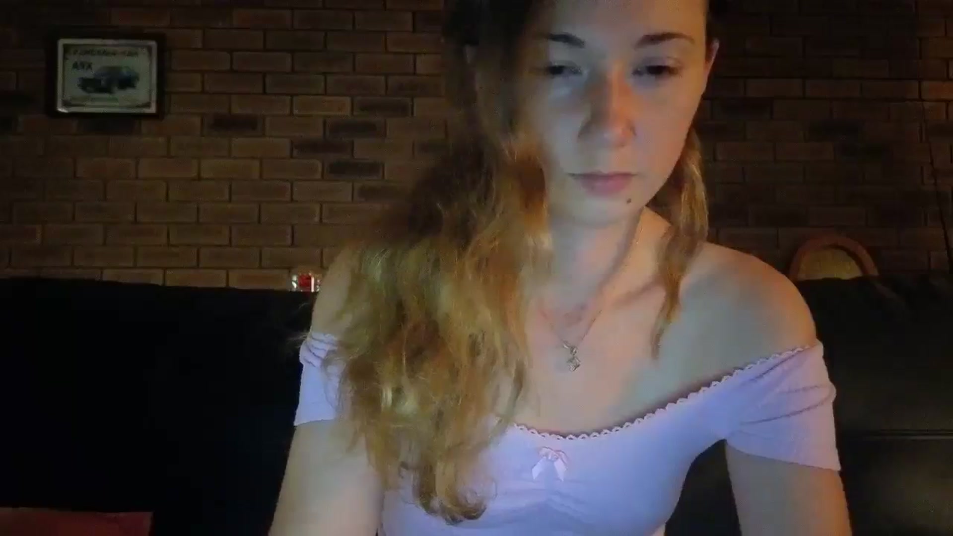 Gallery image thumbnail from SurfyChick's myfreecams stream on, 11/10/2025, 07:19 image 7 of 20