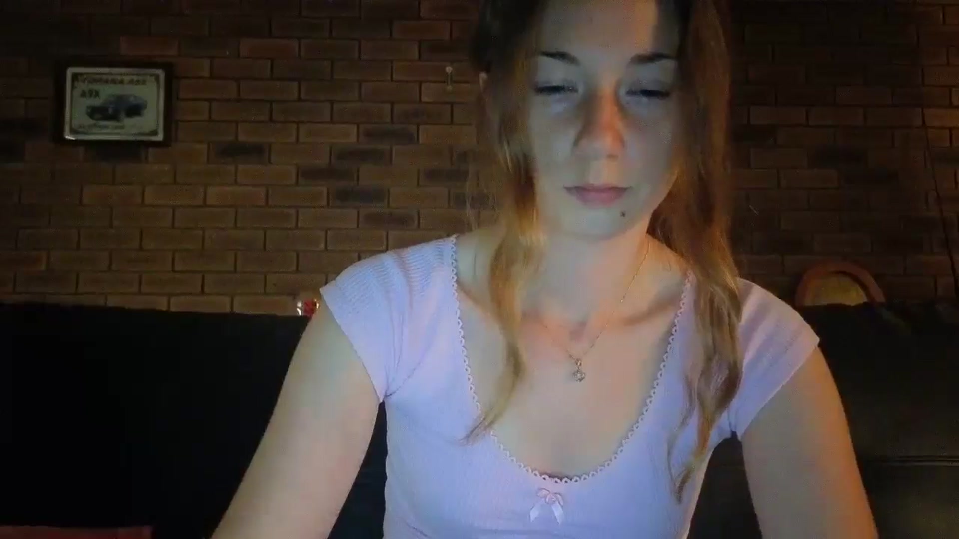 Gallery image thumbnail from SurfyChick's myfreecams stream on, 11/10/2025, 07:19 image 6 of 20