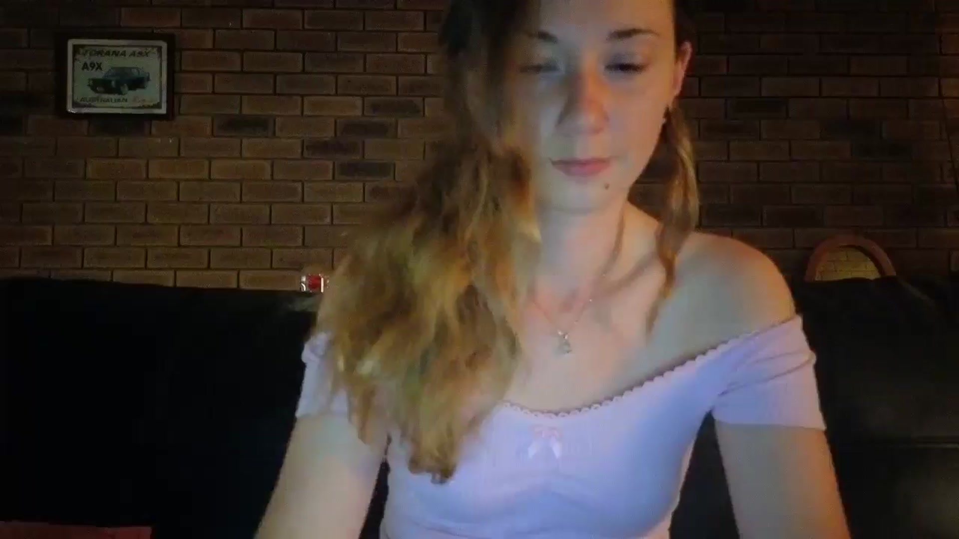 Gallery image thumbnail from SurfyChick's myfreecams stream on, 11/10/2025, 07:19 image 8 of 20