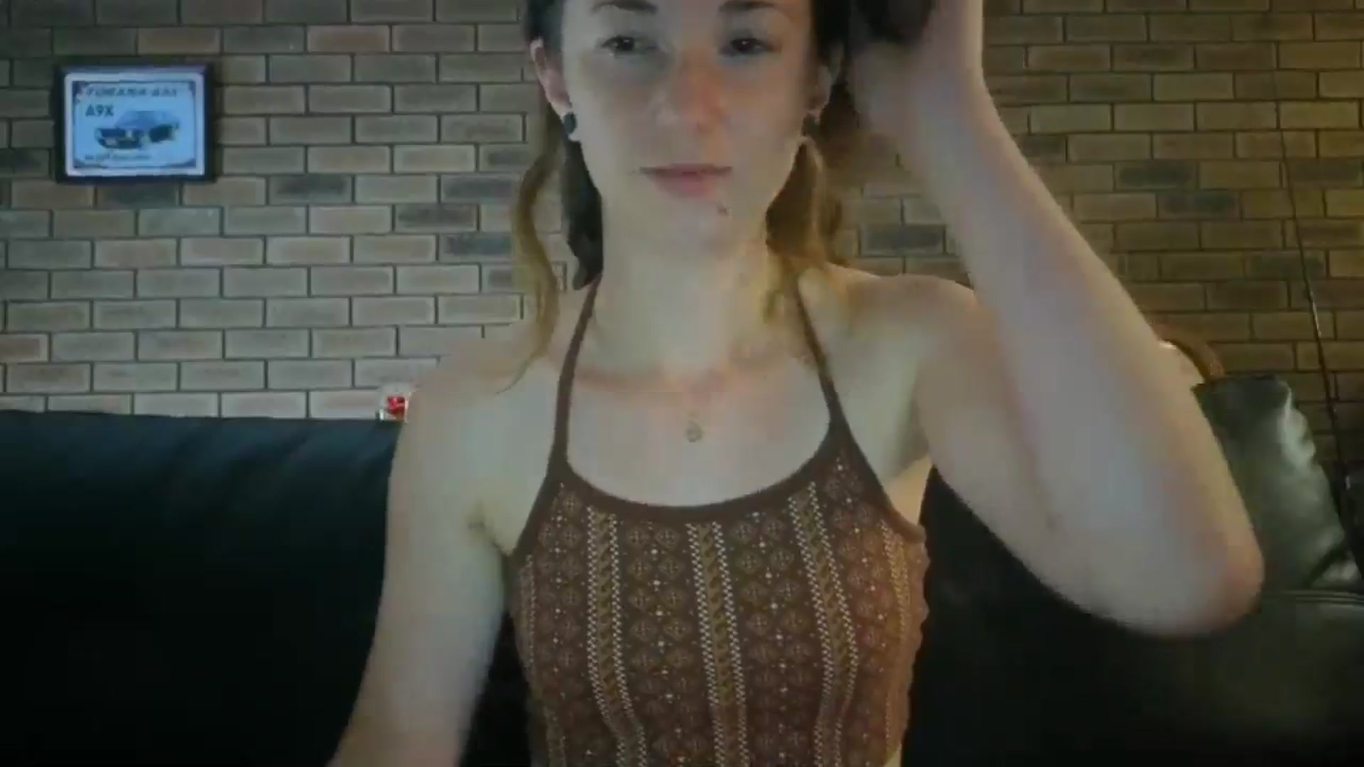 Gallery image thumbnail from SurfyChick's myfreecams stream on, 11/11/2025, 24:46 image 7 of 20