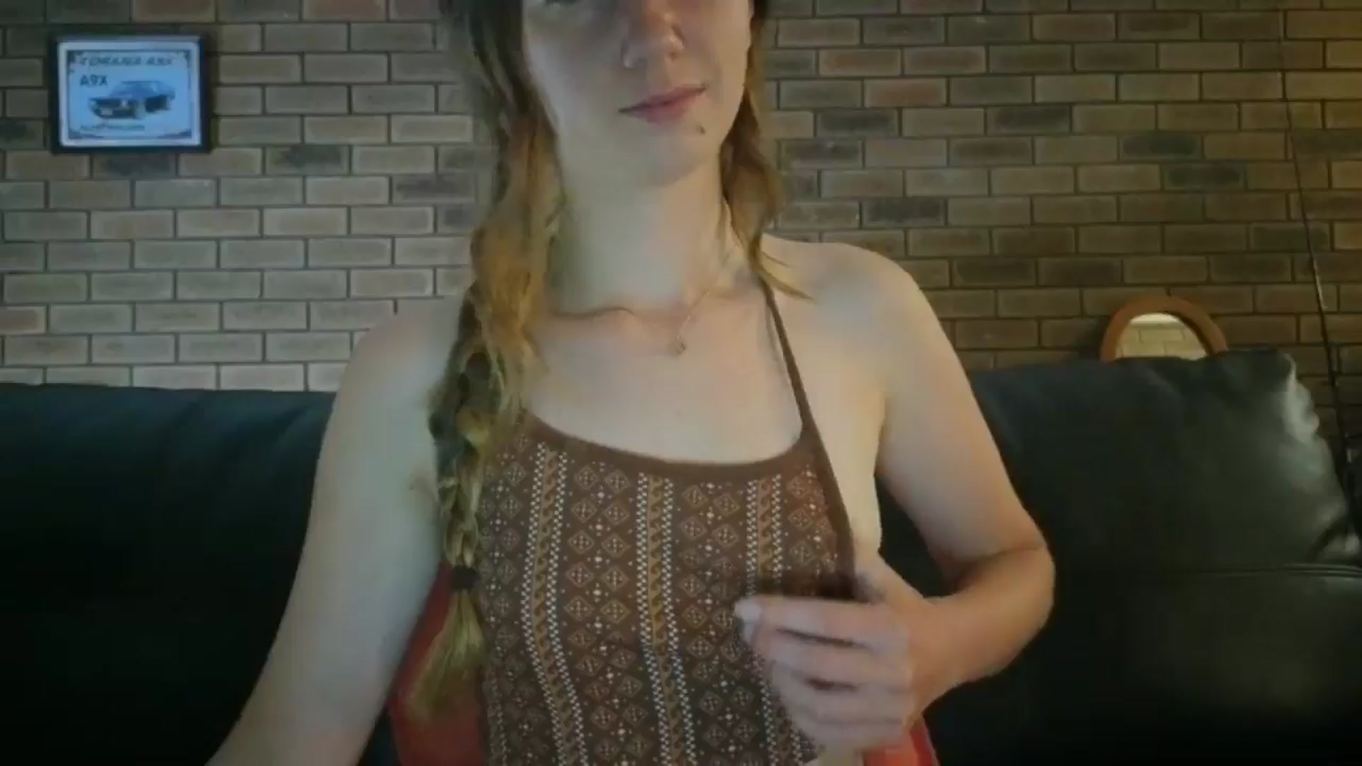 Gallery image thumbnail from SurfyChick's myfreecams stream on, 11/11/2025, 24:46 image 19 of 20
