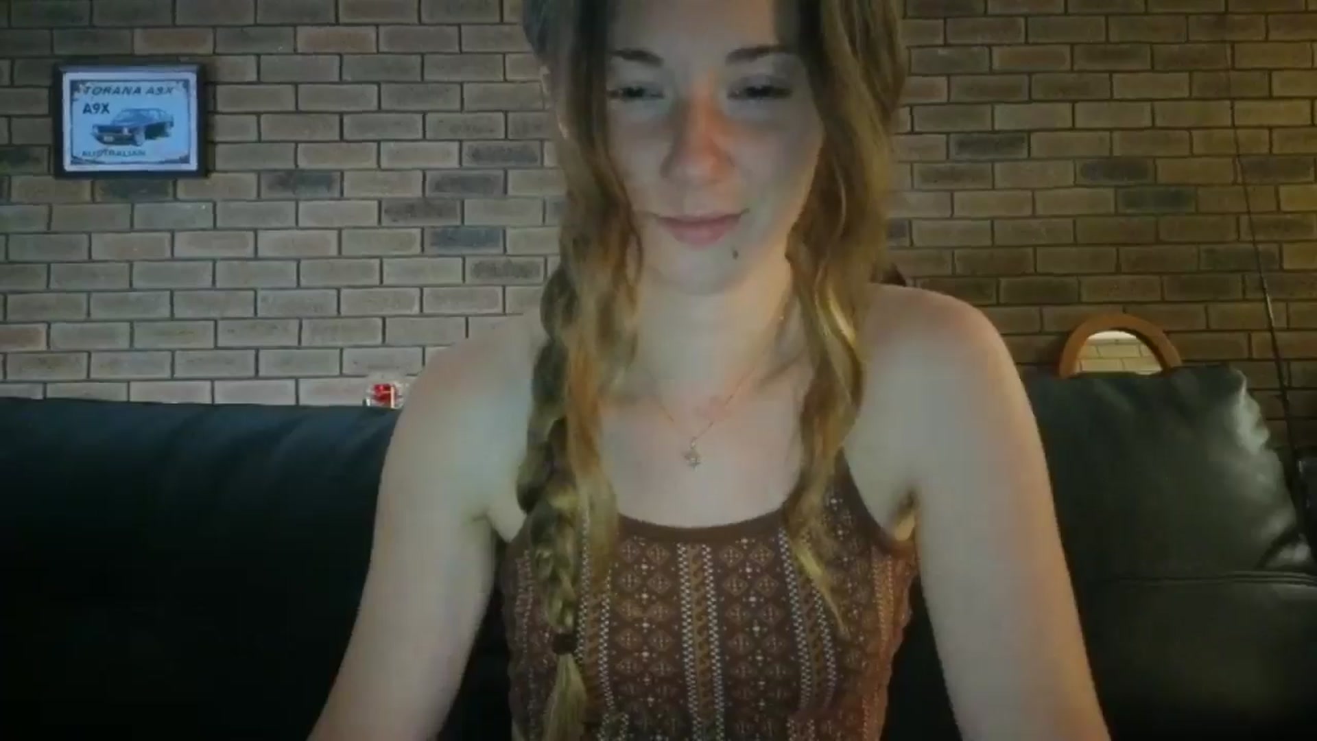 Gallery image thumbnail from SurfyChick's myfreecams stream on, 11/11/2025, 24:46 image 10 of 20