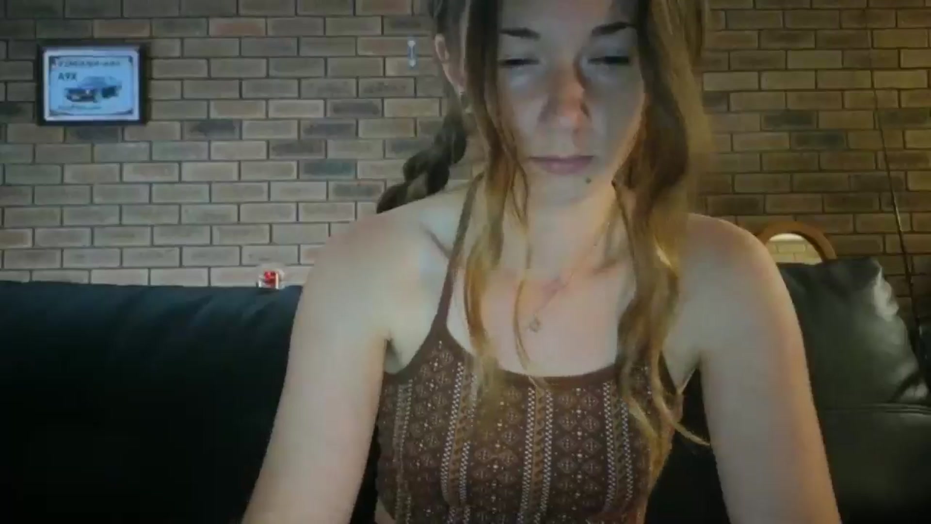 Gallery image thumbnail from SurfyChick's myfreecams stream on, 11/11/2025, 24:46 image 8 of 20
