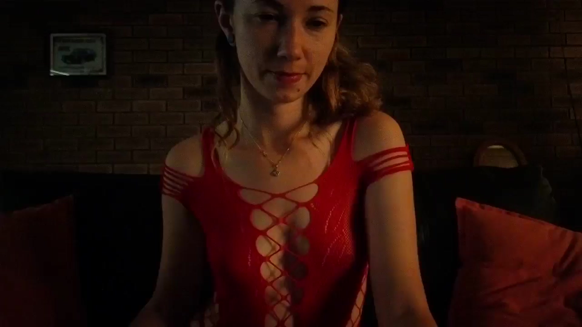 Gallery image thumbnail from SurfyChick's myfreecams stream on, 11/17/2025, 03:43 image 1 of 20