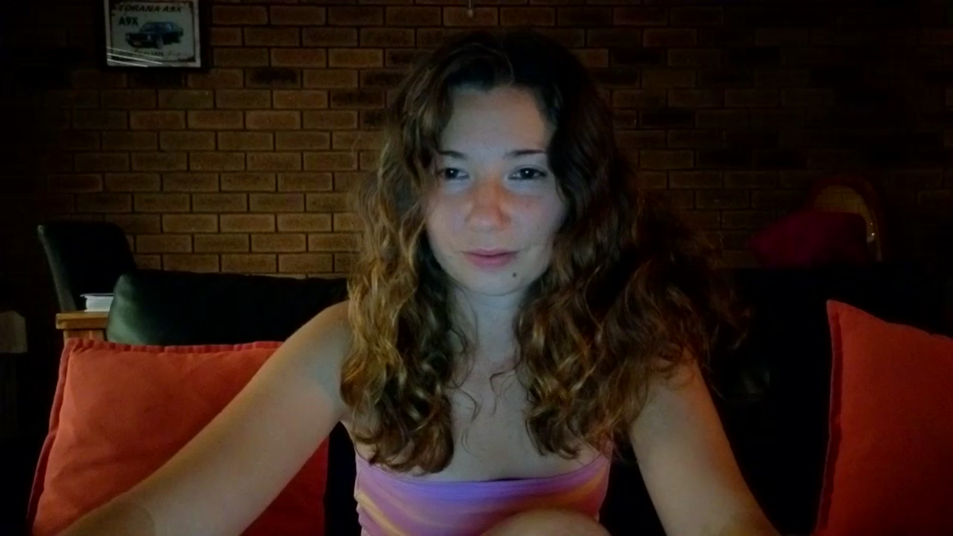 Gallery image thumbnail from SurfyChick's myfreecams stream on, 04/13/2026, 08:00 image 10 of 20