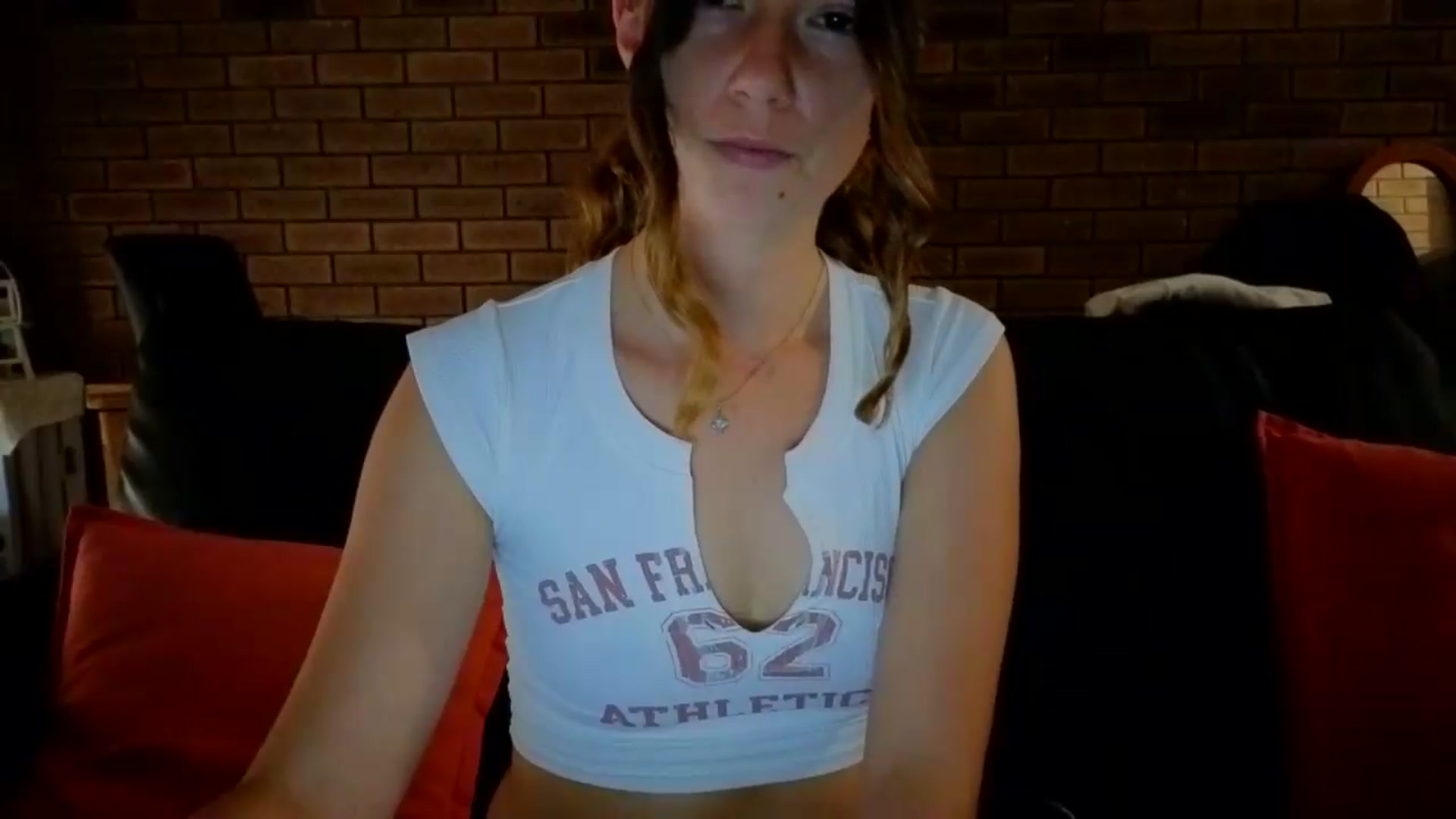 Gallery image thumbnail from SurfyChick's myfreecams stream on, 04/29/2026, 08:23 image 10 of 20