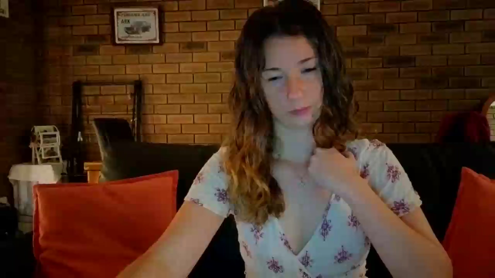 Gallery image thumbnail from SurfyChick's myfreecams stream on, 05/04/2026, 06:06 image 4 of 20