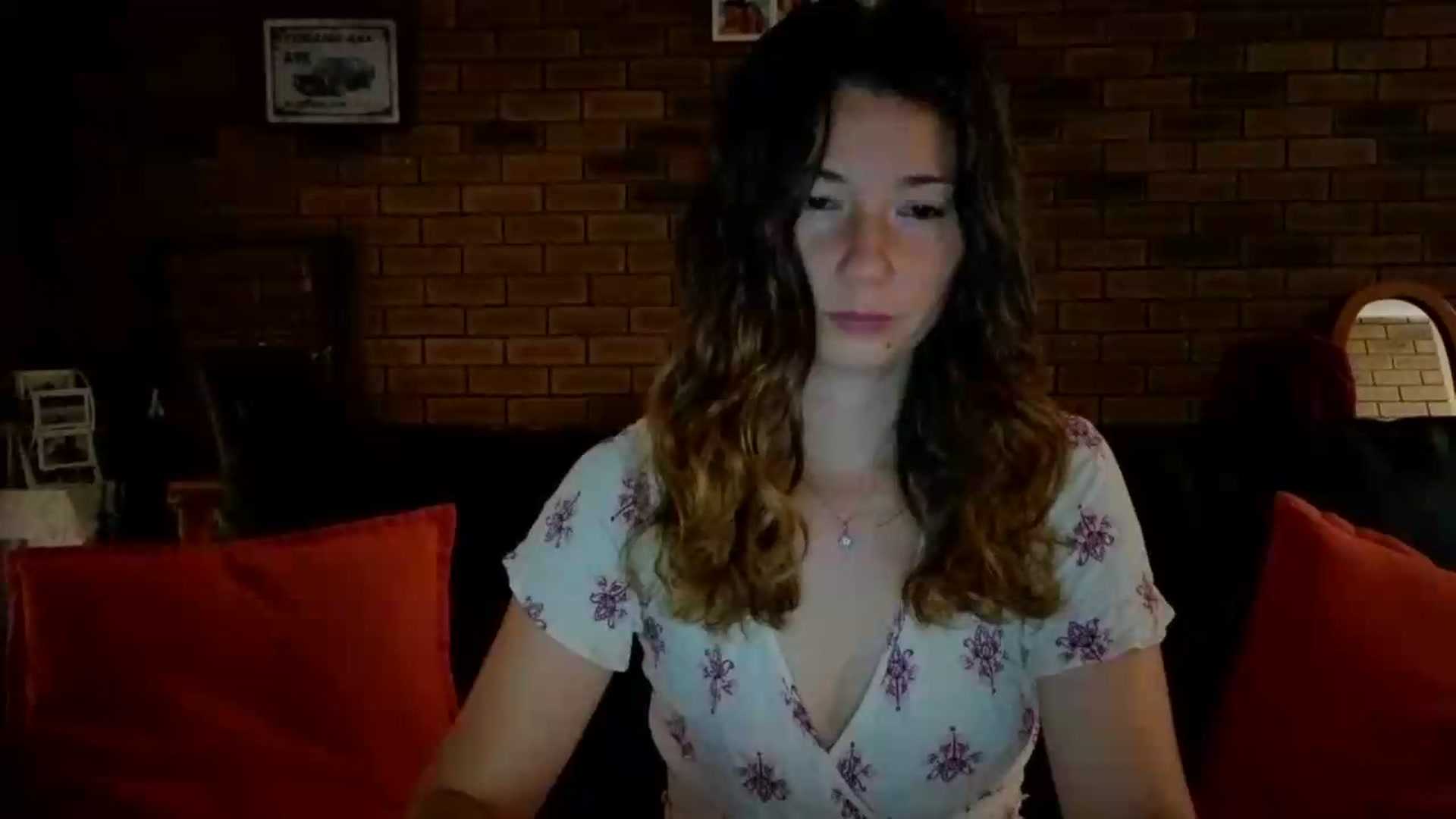 Gallery image thumbnail from SurfyChick's myfreecams stream on, 05/04/2026, 06:06 image 5 of 20