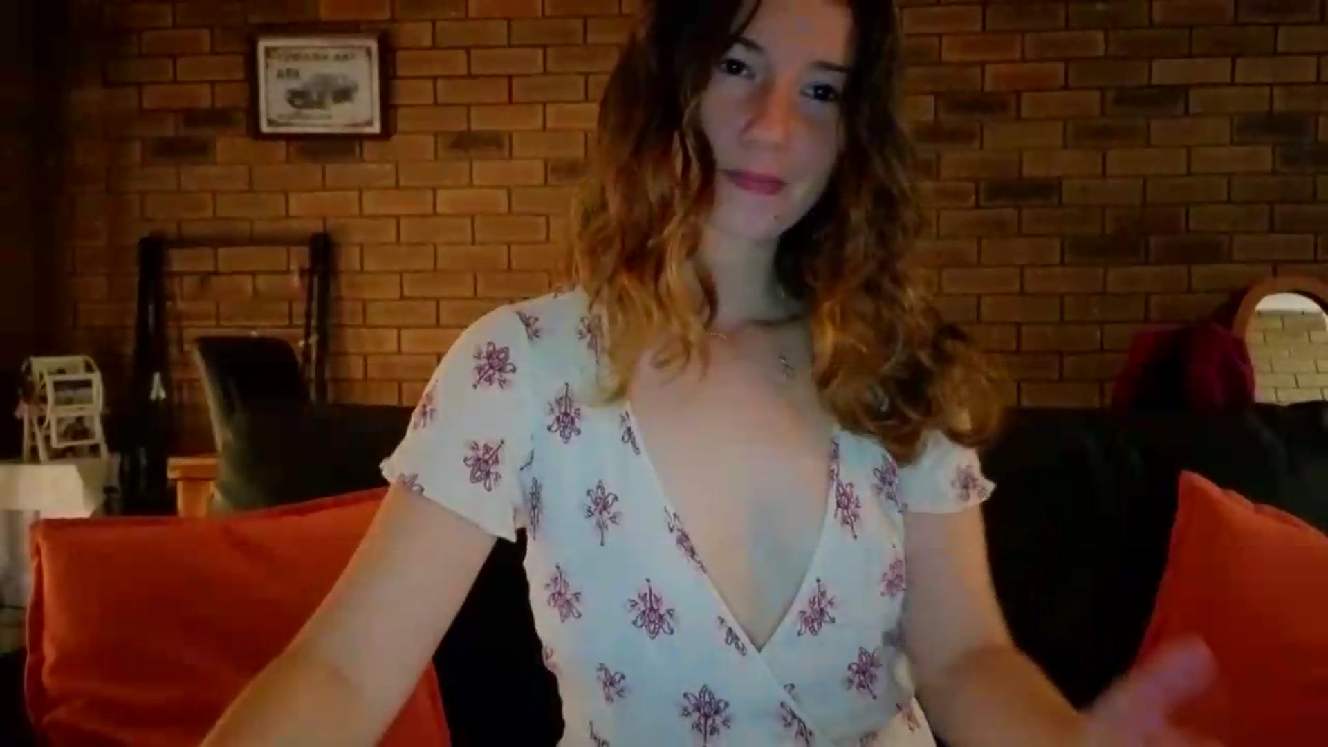 Gallery image thumbnail from SurfyChick's myfreecams stream on, 05/04/2026, 06:06 image 10 of 20