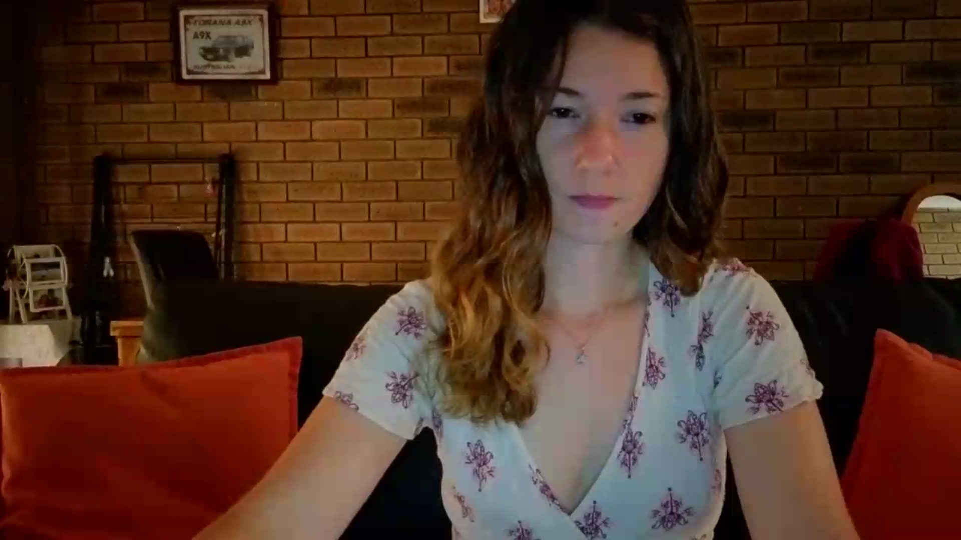 Gallery image thumbnail from SurfyChick's myfreecams stream on, 05/04/2026, 06:06 image 3 of 20