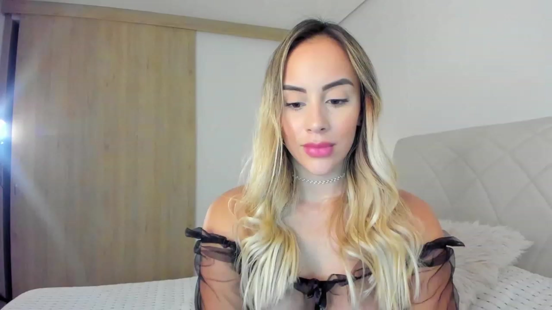 Gallery image thumbnail from Susan_99's myfreecams stream on, 02/28/2023, 03:32 image 20 of 20