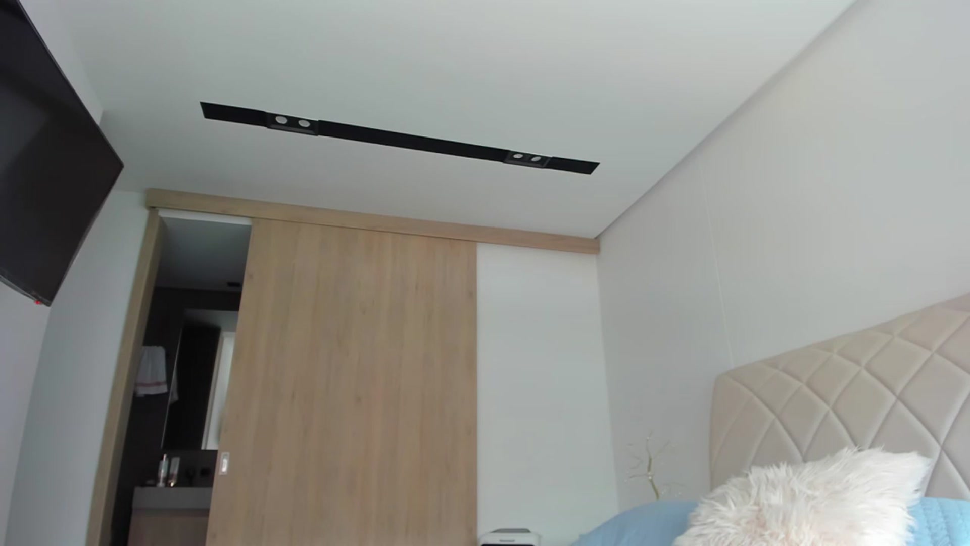 Gallery image thumbnail from Susan_99's myfreecams stream on, 03/02/2023, 16:45 image 19 of 20
