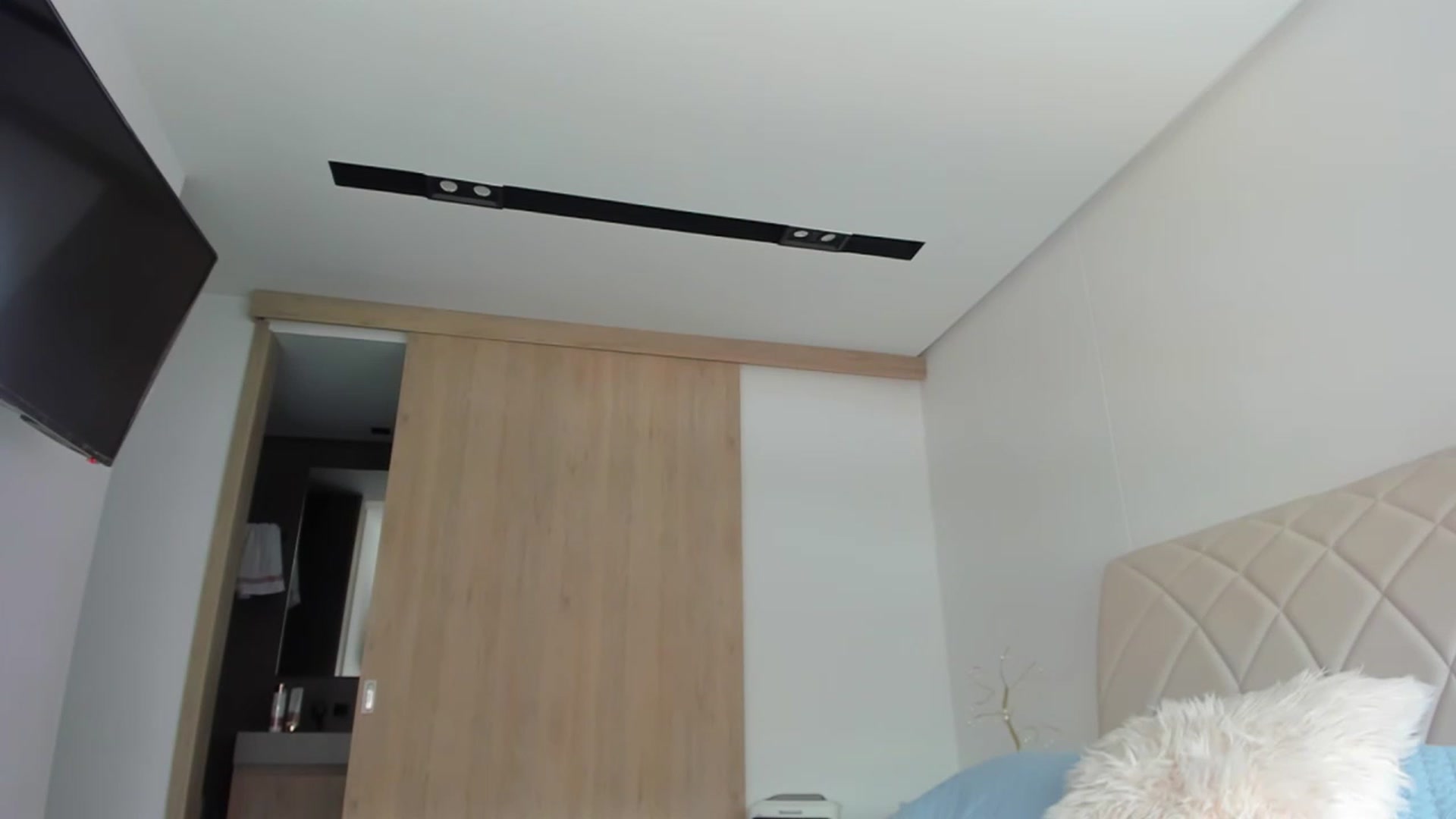Gallery image thumbnail from Susan_99's myfreecams stream on, 03/02/2023, 16:45 image 20 of 20