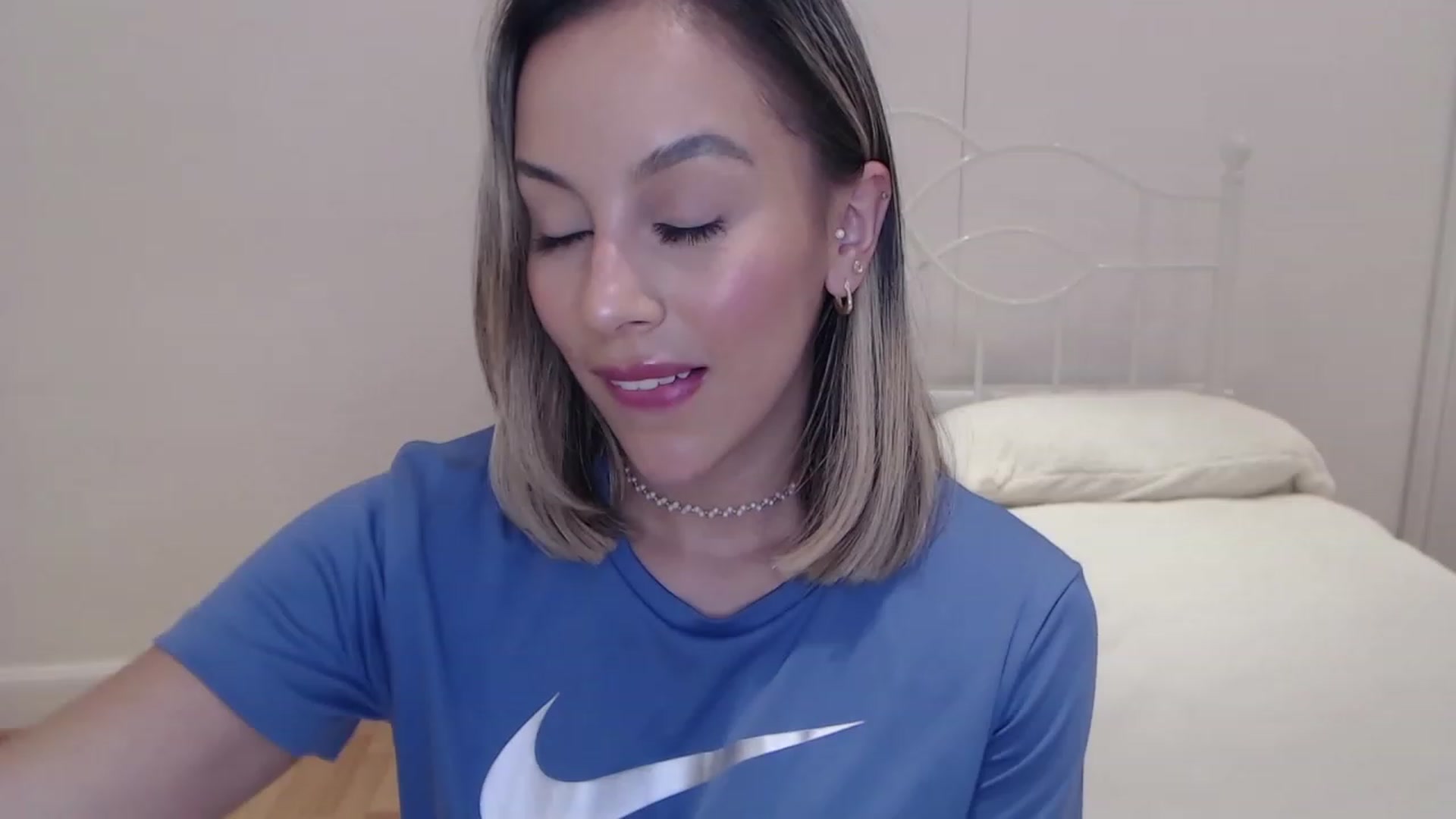 Gallery image thumbnail from Susan_99's myfreecams stream on, 06/25/2023, 20:26 image 13 of 20
