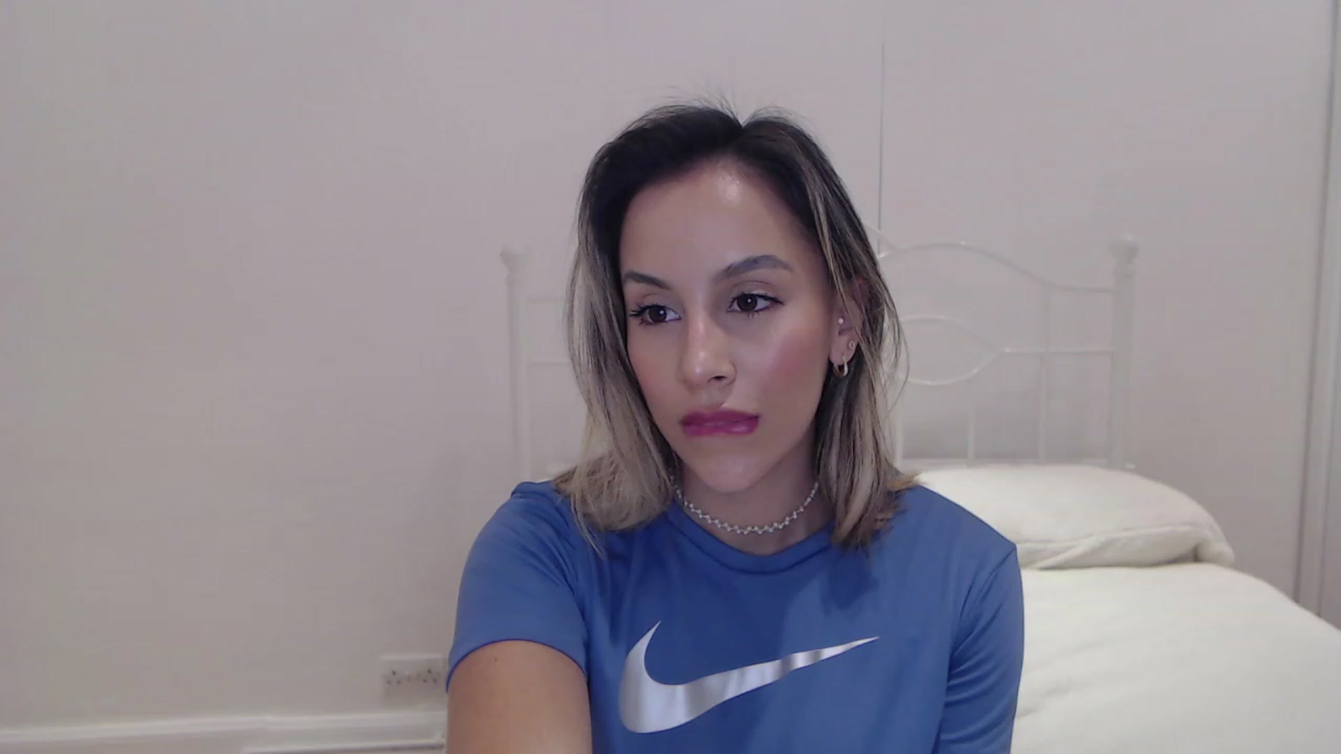Gallery image thumbnail from Susan_99's myfreecams stream on, 06/25/2023, 21:36 image 2 of 20