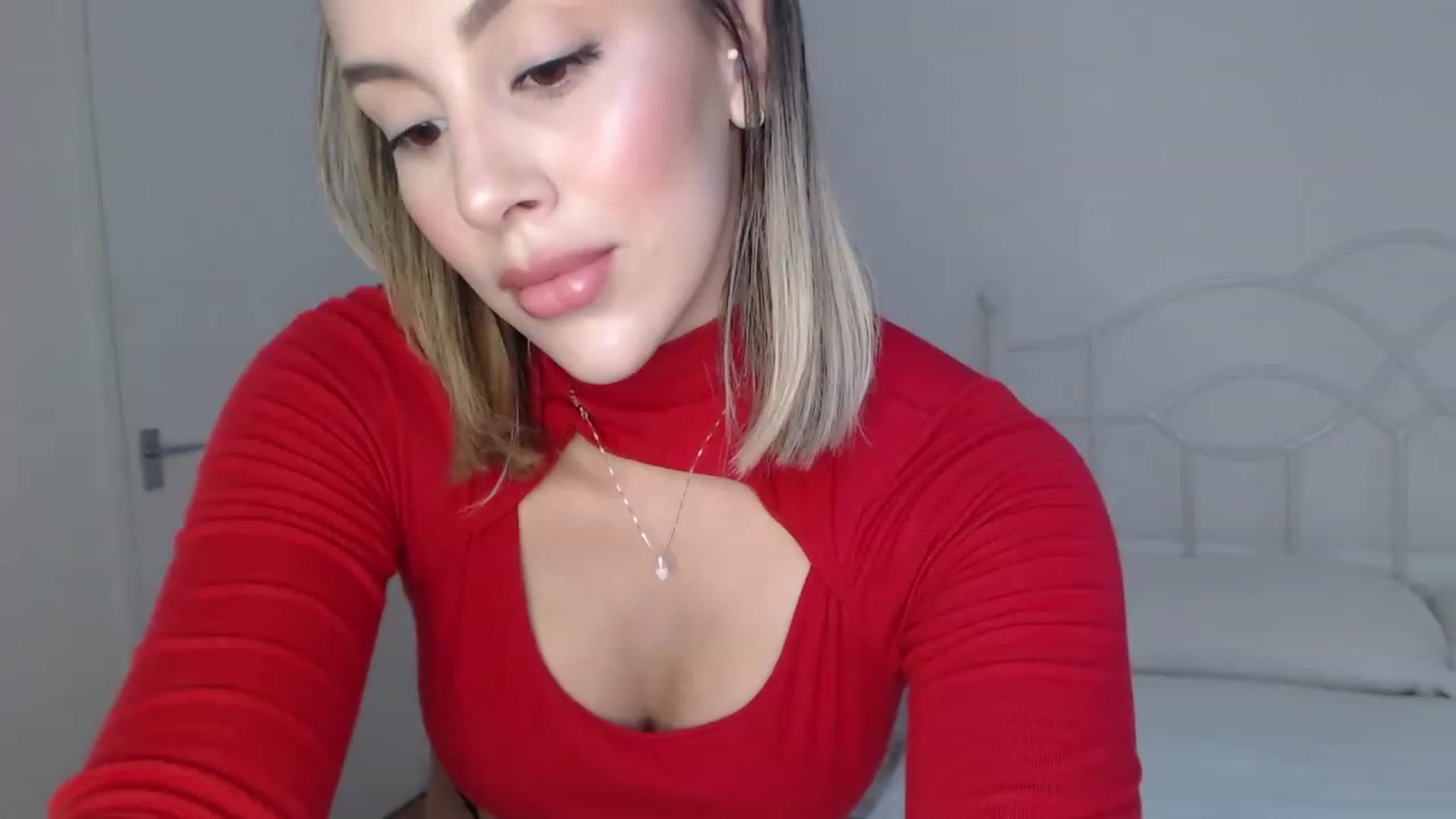 Gallery image thumbnail from Susan_99's myfreecams stream on, 07/09/2023, 20:15 image 10 of 20
