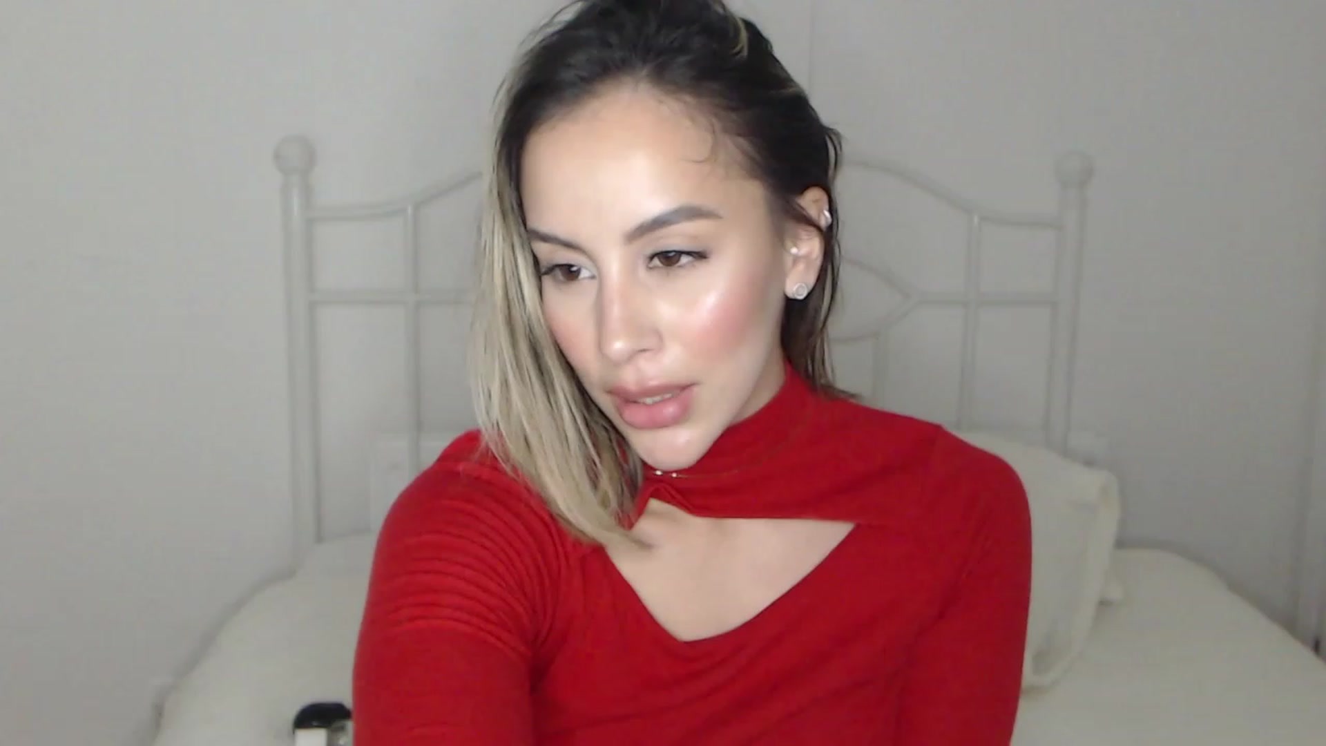 Gallery image thumbnail from Susan_99's myfreecams stream on, 07/09/2023, 23:04 image 14 of 20