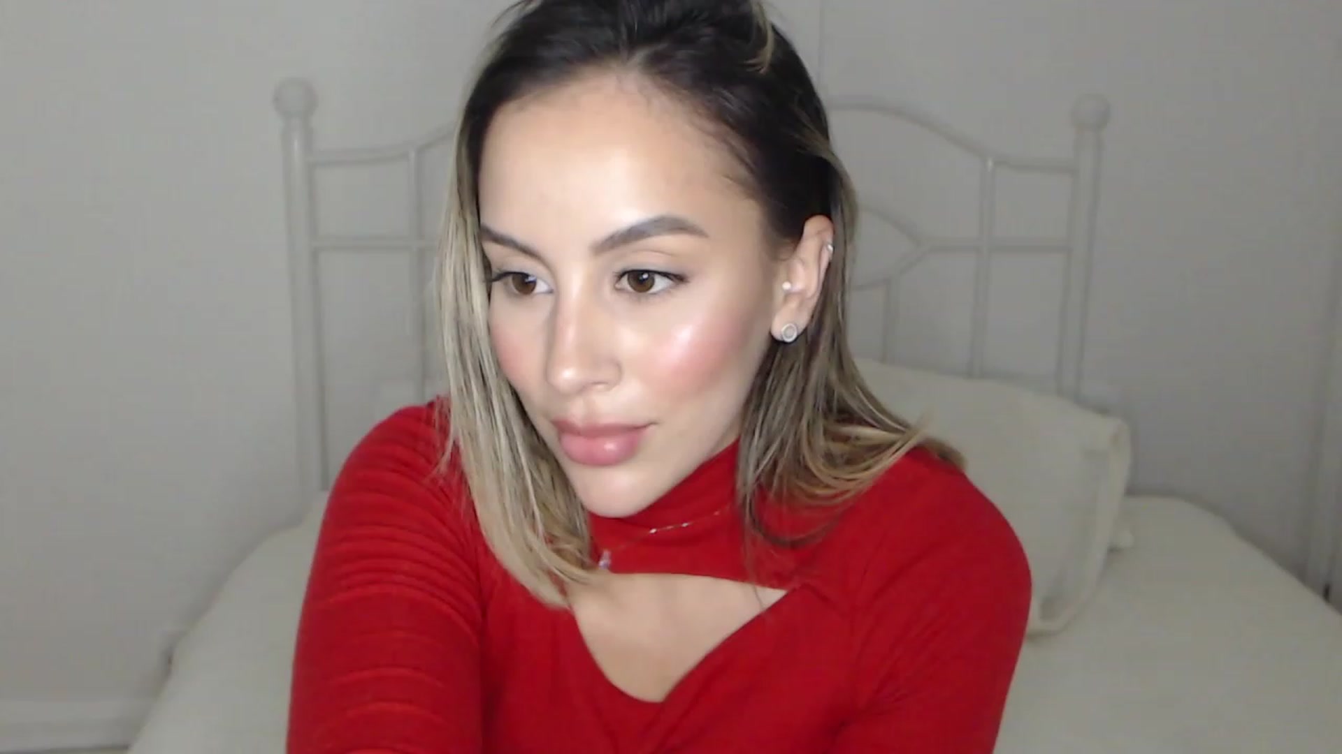 Gallery image thumbnail from Susan_99's myfreecams stream on, 07/09/2023, 23:04 image 17 of 20