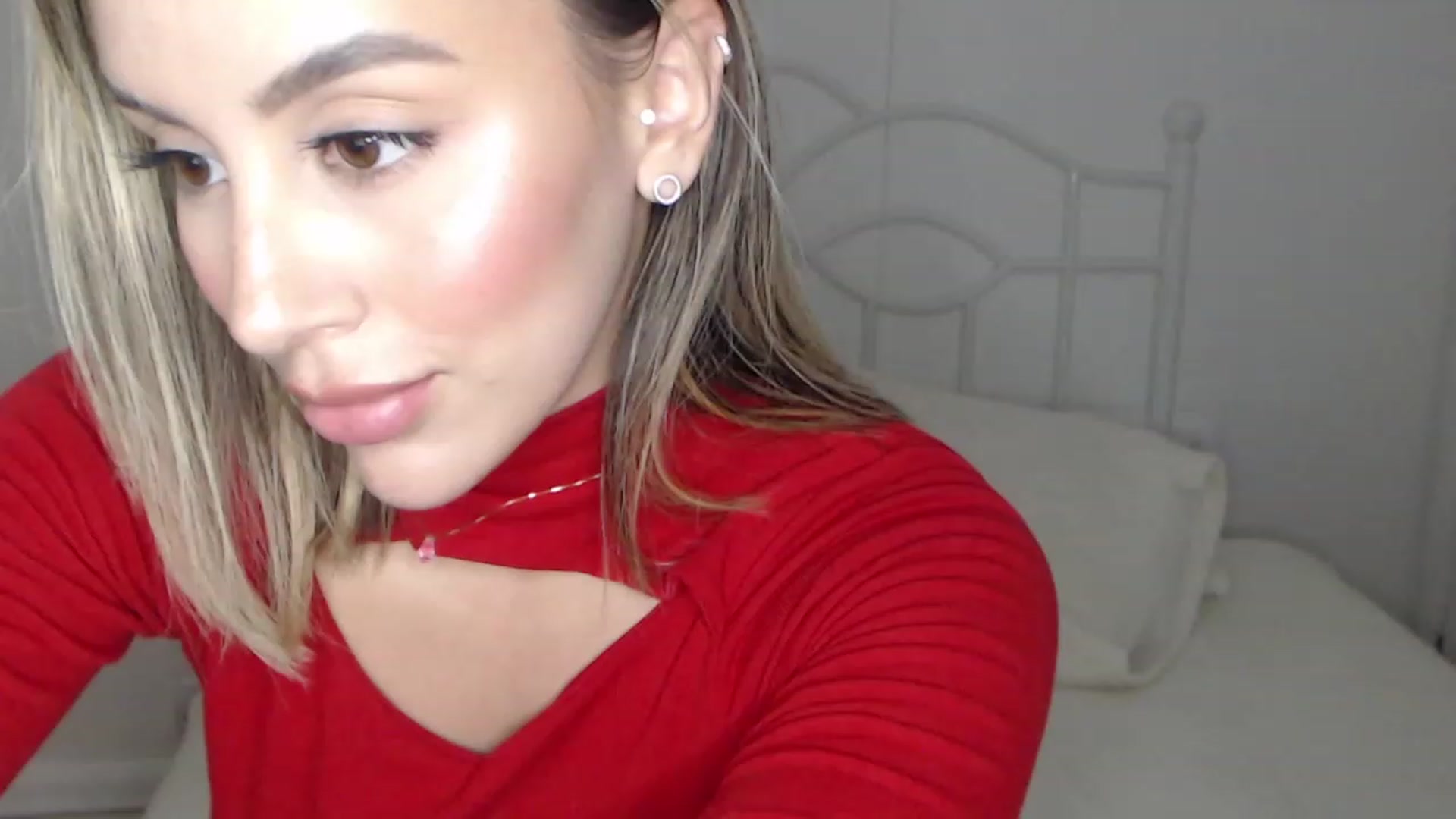 Gallery image thumbnail from Susan_99's myfreecams stream on, 07/09/2023, 23:04 image 18 of 20