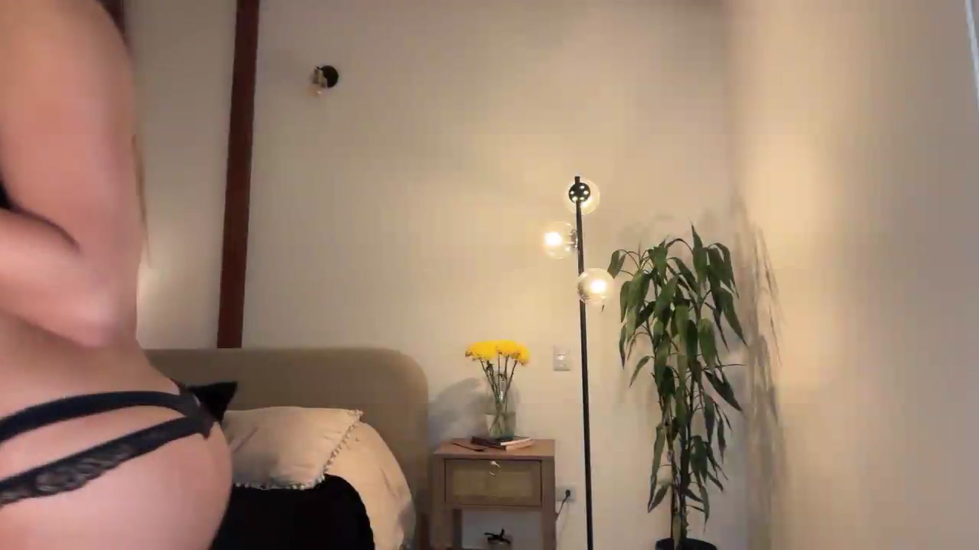 Gallery image thumbnail from Susan_99's myfreecams stream on, 08/29/2026, 02:38 image 5 of 20
