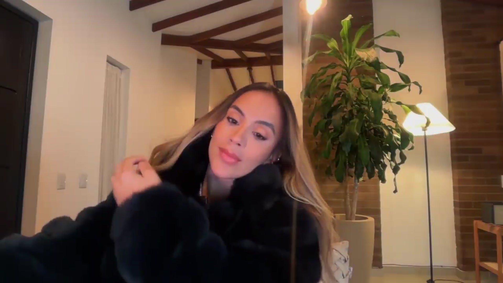 Gallery image thumbnail from Susan_99's myfreecams stream on, 09/05/2026, 09:46 image 17 of 20