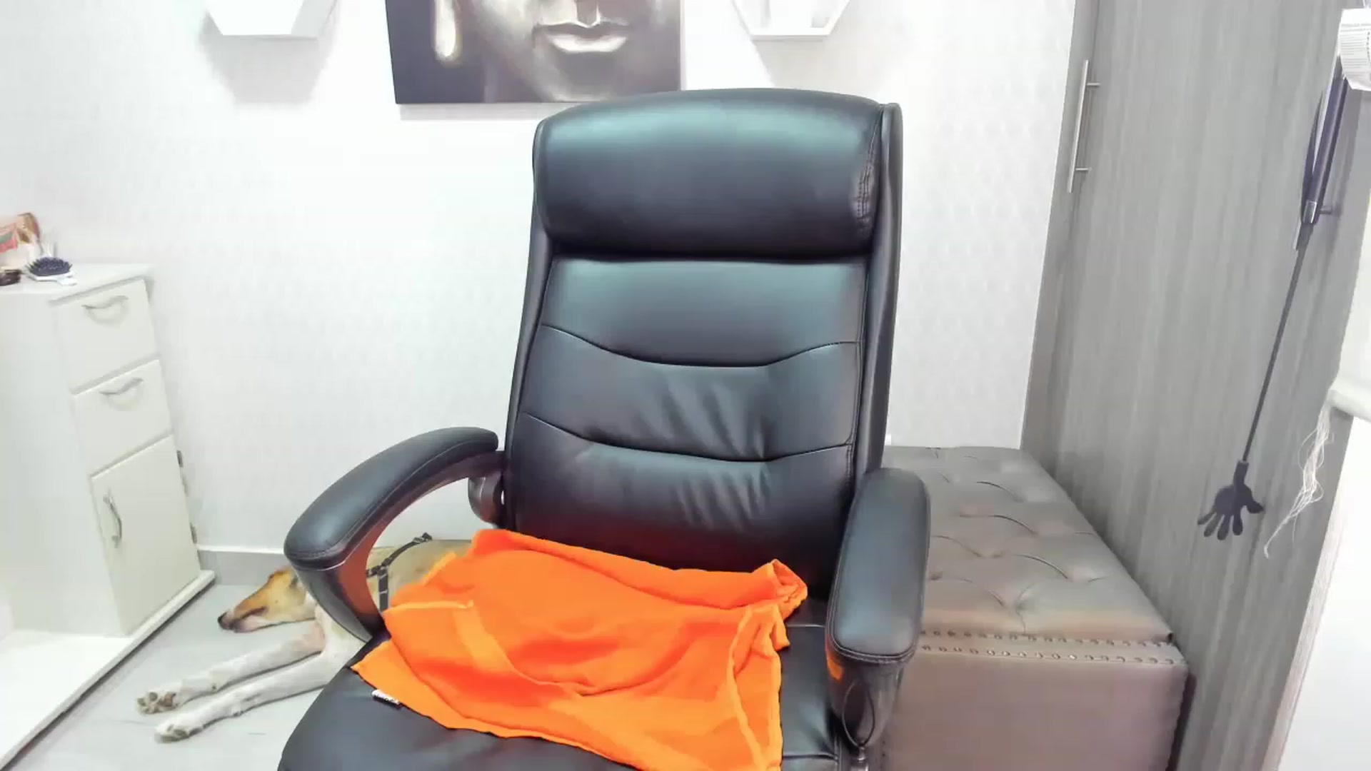 Gallery image thumbnail from Susan_lane's myfreecams stream on, 06/03/2023, 16:19 image 1 of 20
