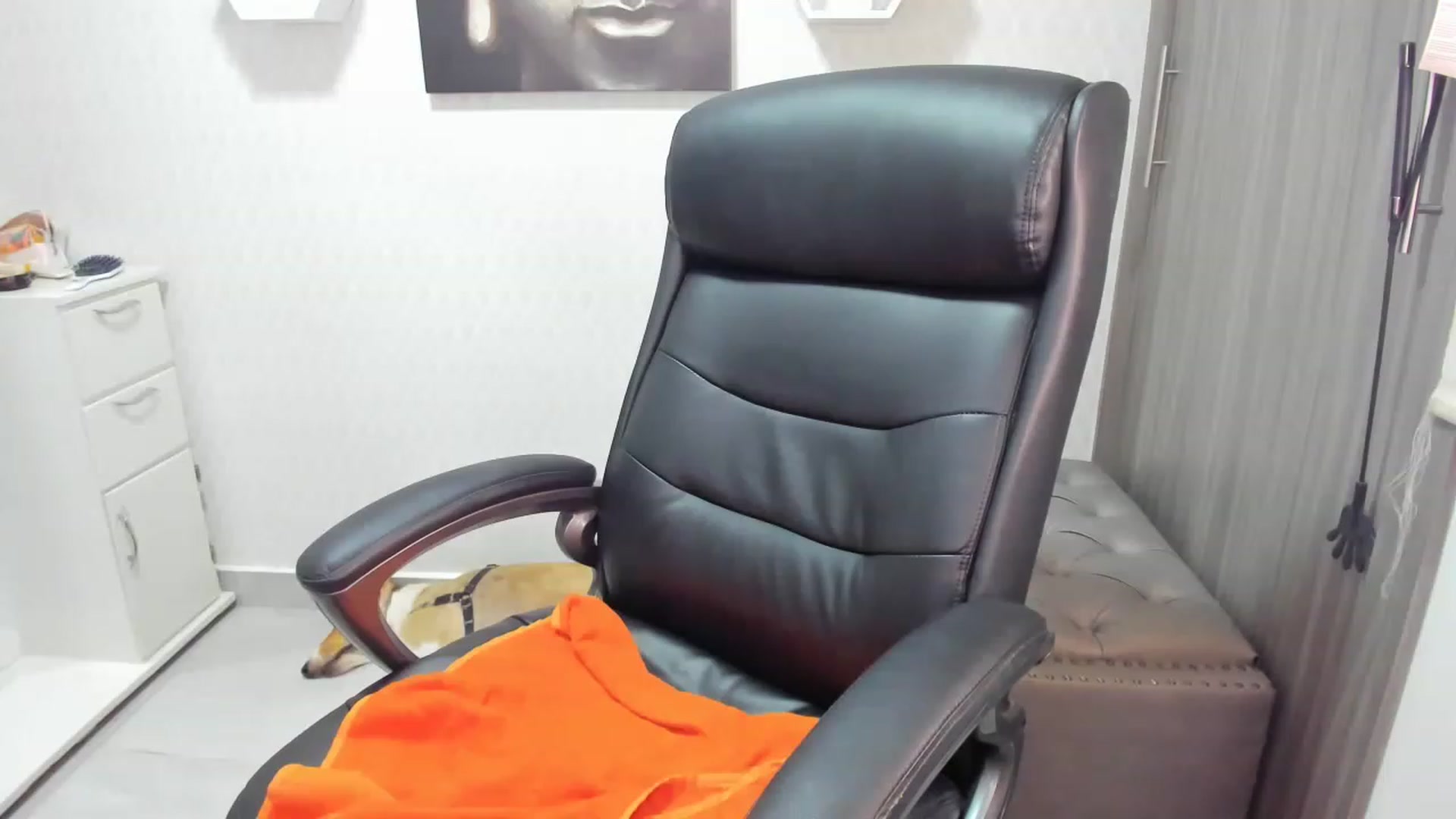 Gallery image thumbnail from Susan_lane's myfreecams stream on, 06/06/2023, 04:37 image 1 of 20
