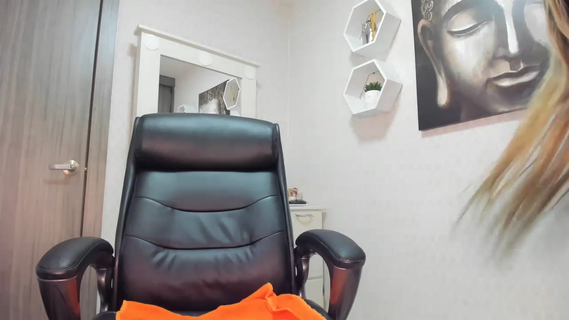 Gallery image thumbnail from Susan_lane's myfreecams stream on, 06/08/2023, 03:54 image 7 of 20