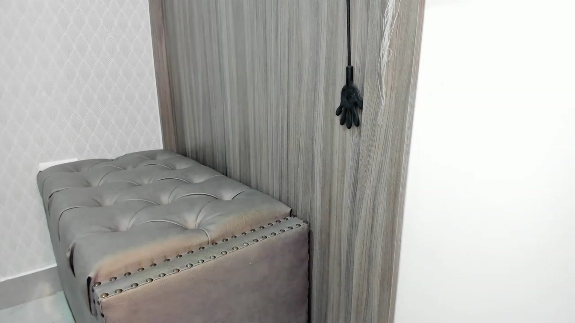 Gallery image thumbnail from Susan_lane's myfreecams stream on, 06/19/2023, 05:54 image 5 of 20