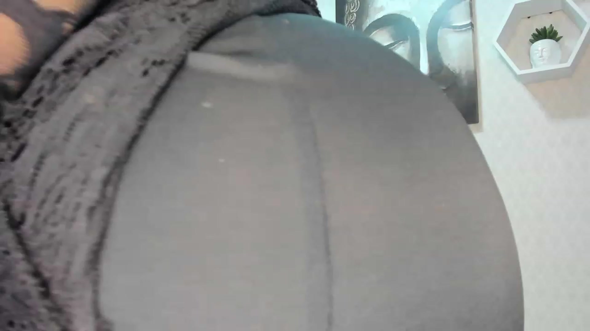 Gallery image thumbnail from Susan_lane's myfreecams stream on, 06/20/2023, 05:40 image 2 of 20