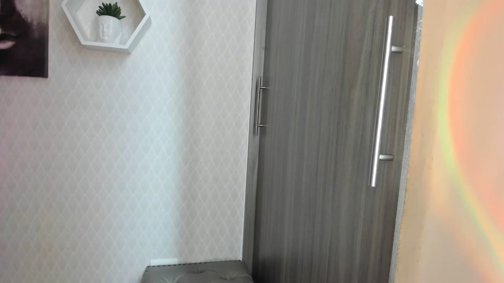 Gallery image thumbnail from Susan_lane's myfreecams stream on, 04/29/2024, 16:31 image 1 of 20
