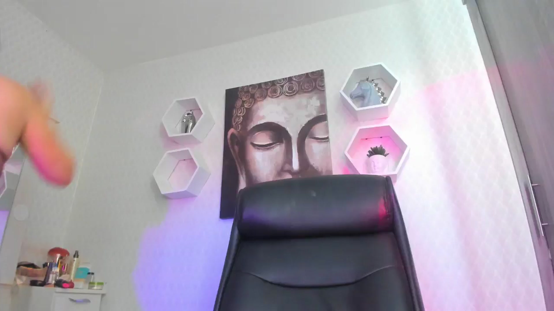 Gallery image thumbnail from Susan_lane's myfreecams stream on, 07/23/2024, 15:49 image 3 of 20