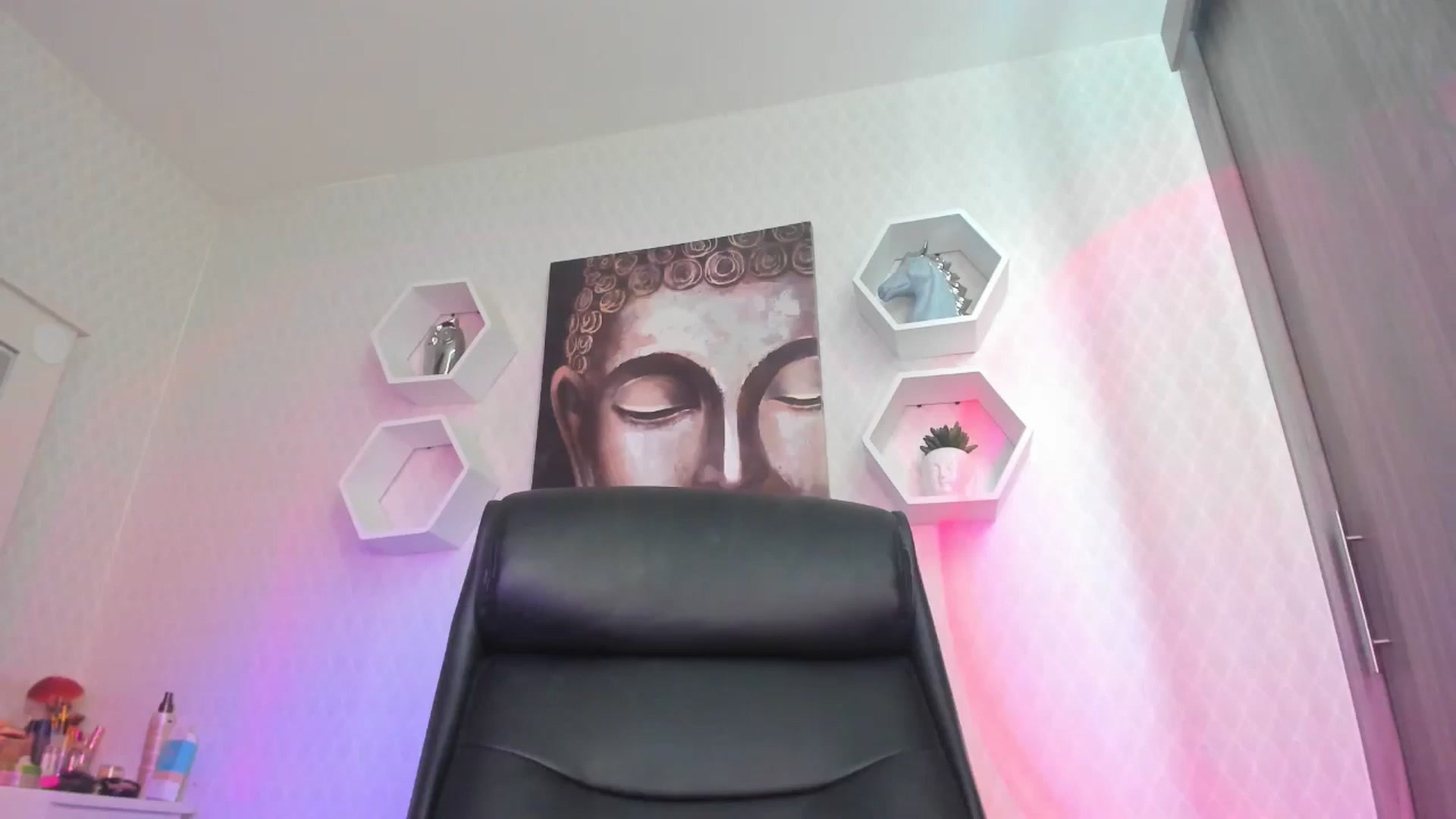Gallery image thumbnail from Susan_lane's myfreecams stream on, 08/07/2024, 17:24 image 10 of 20