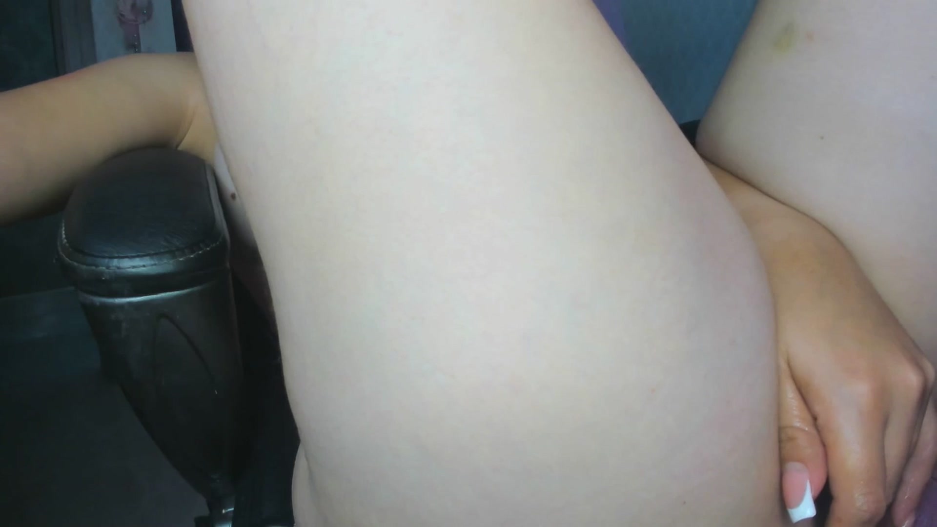 Gallery image thumbnail from Susan_lane's myfreecams stream on, 09/23/2024, 16:59 image 13 of 20